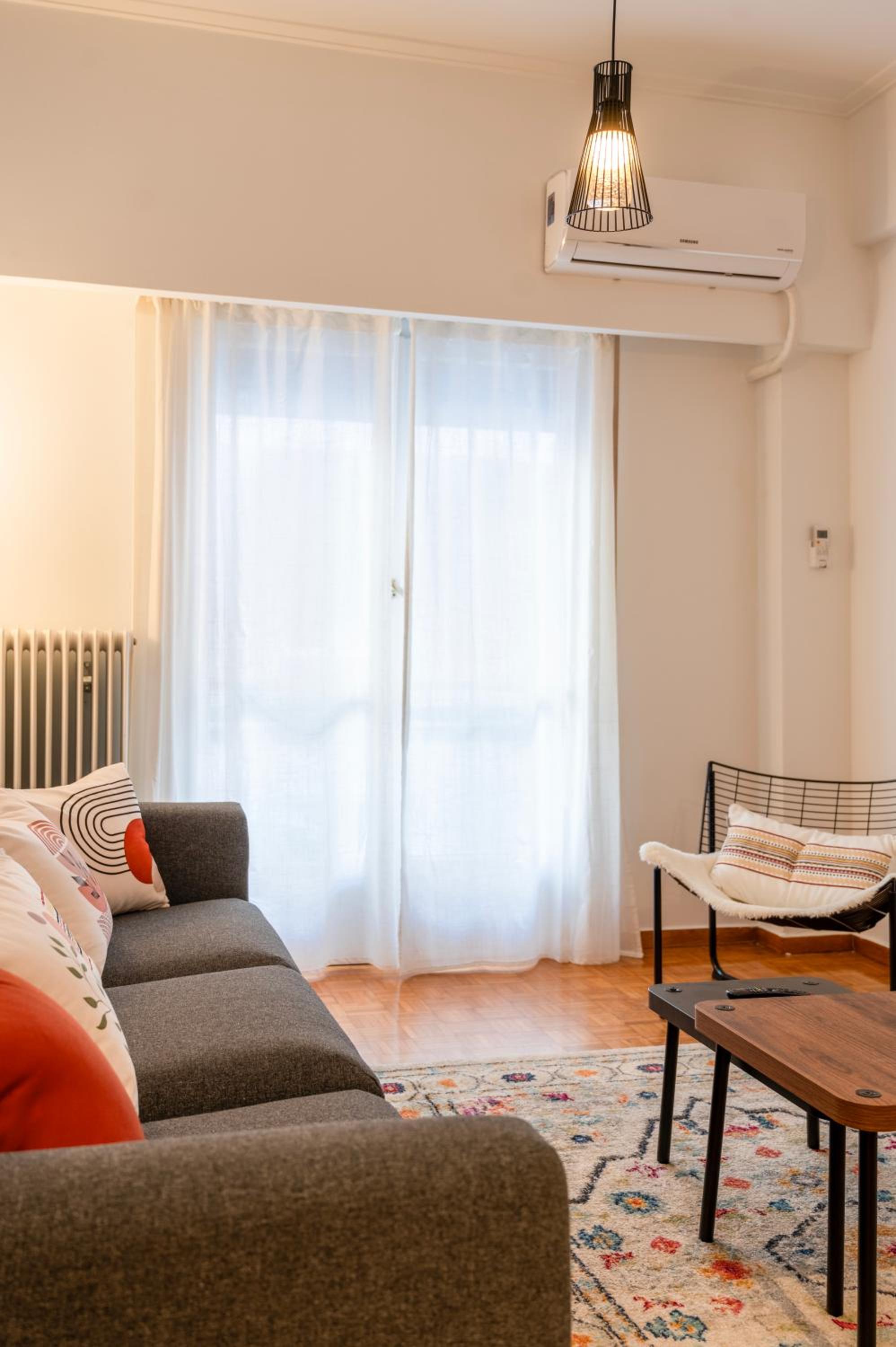 Modern 2-Bedroom Apt in Athens
