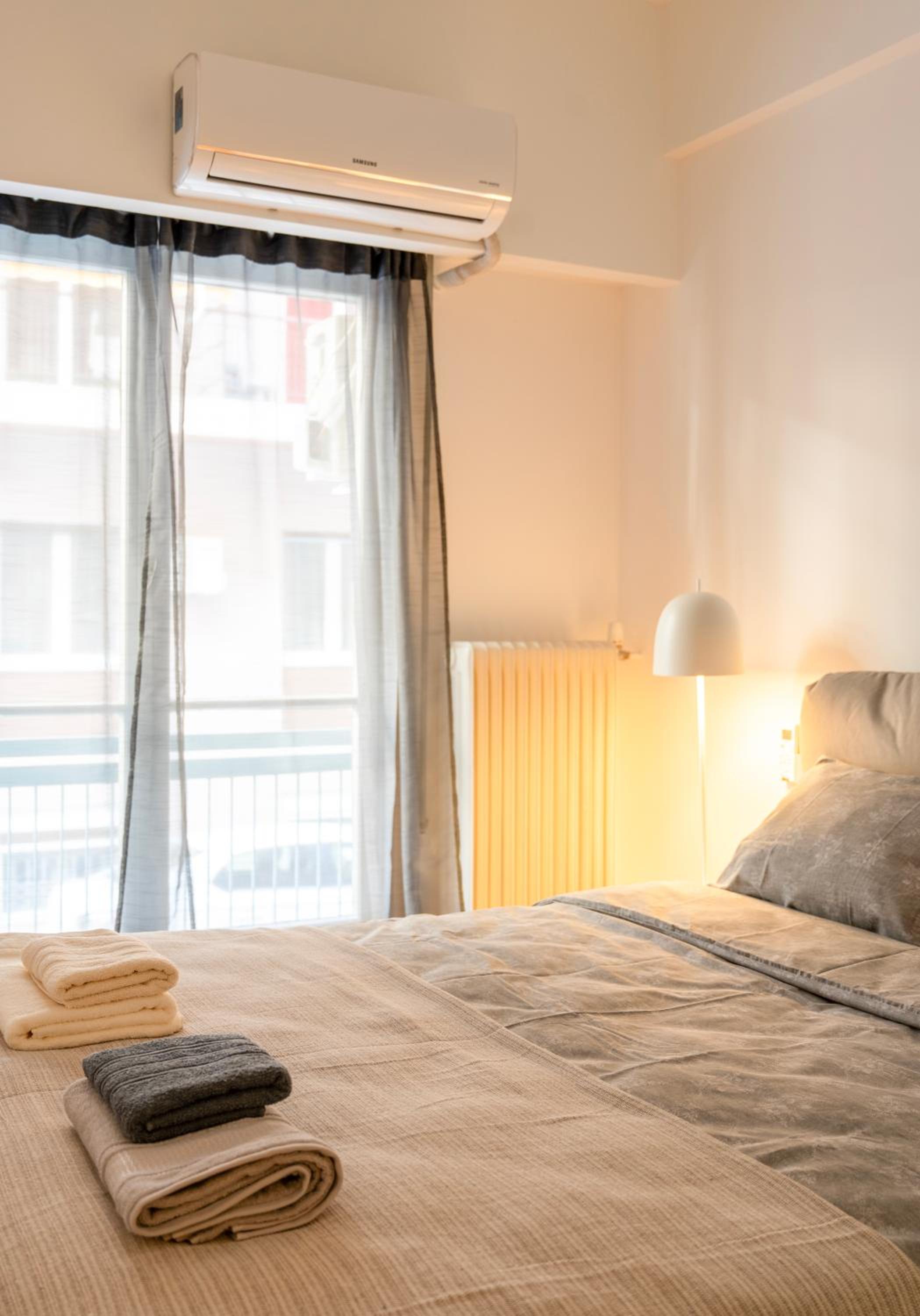 Modern 2-Bedroom Apt in Athens