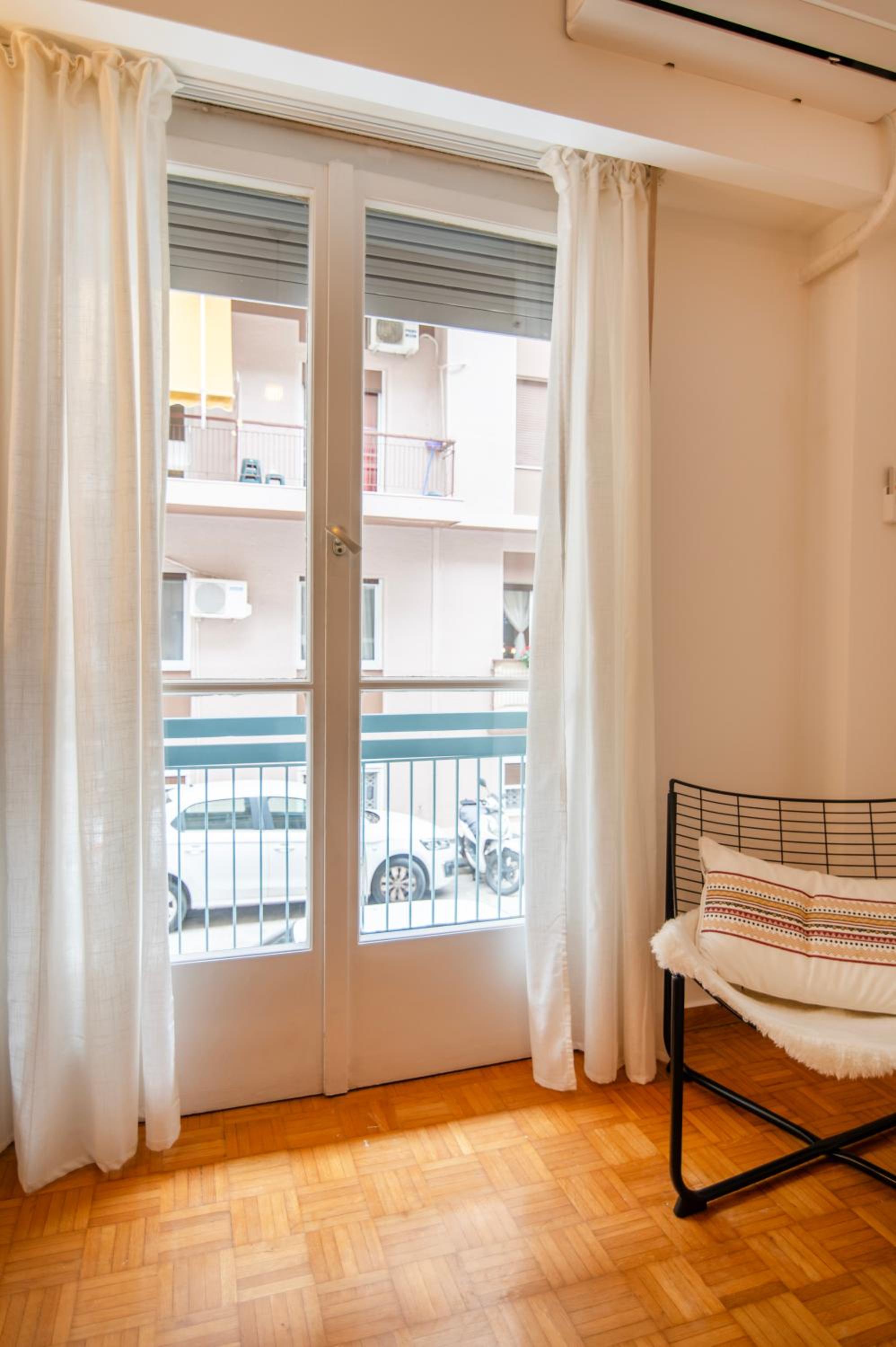 Modern 2-Bedroom Apt in Athens