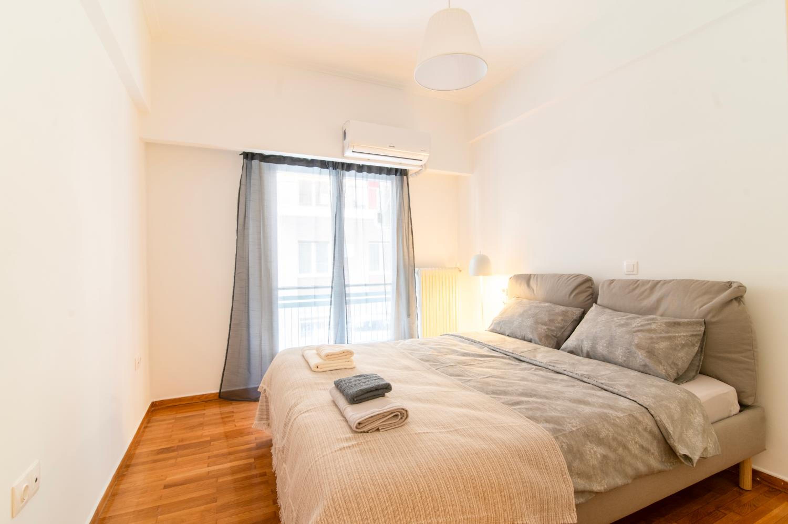 Modern 2-Bedroom Apt in Athens