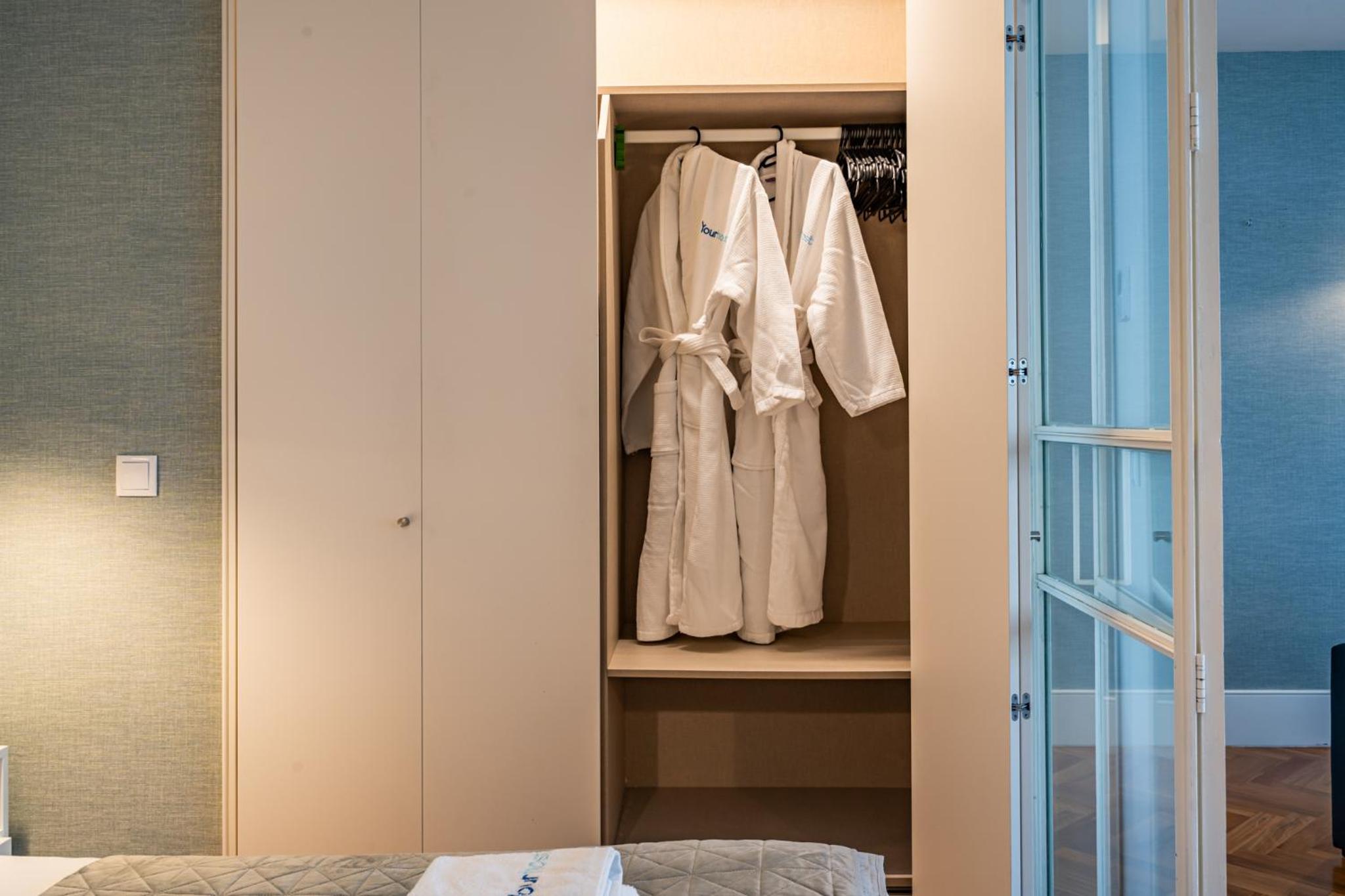 Oporto Chic and Glamorous Downtown with Terrace-F