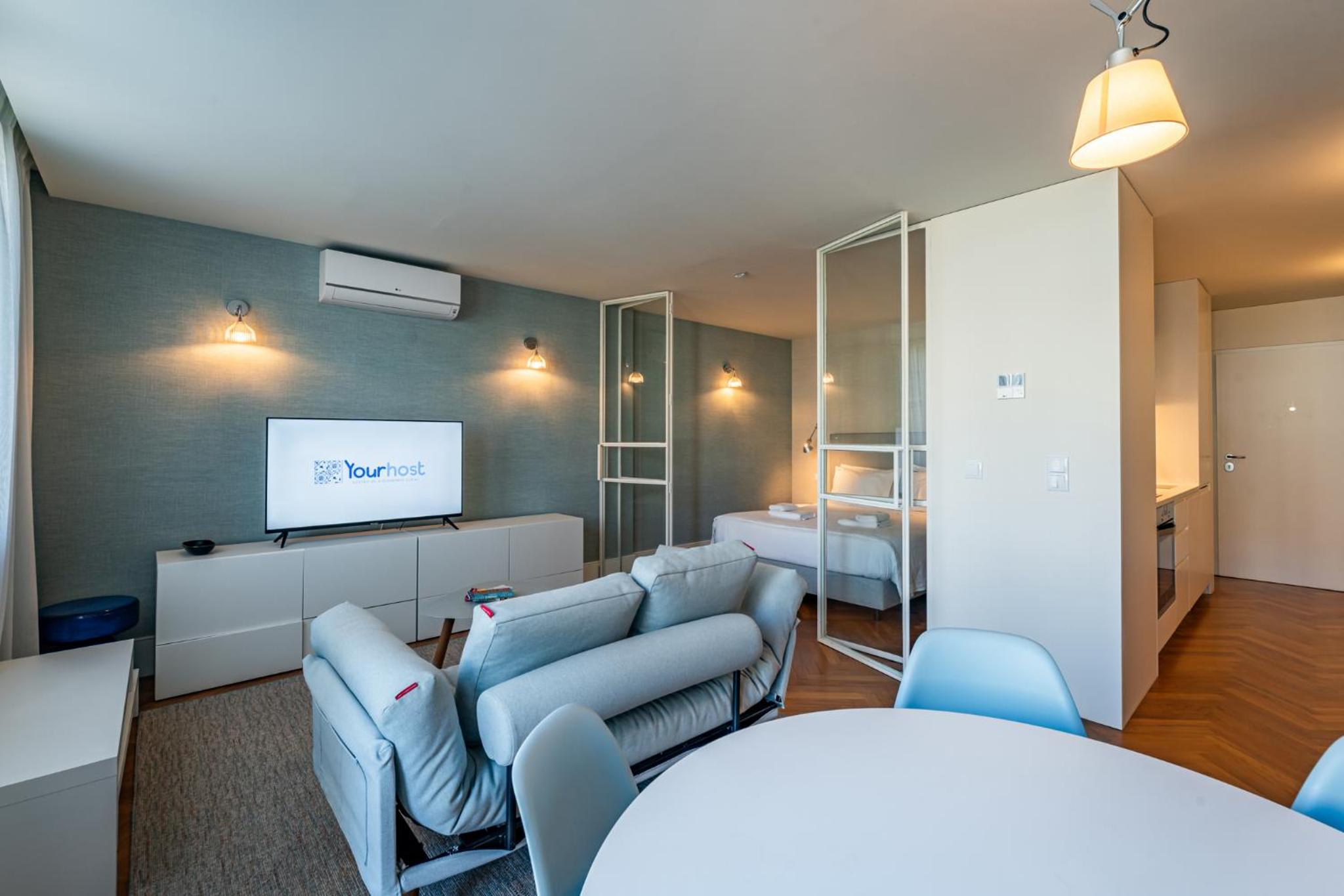 Oporto Chic and Glamorous Downtown with Terrace-F