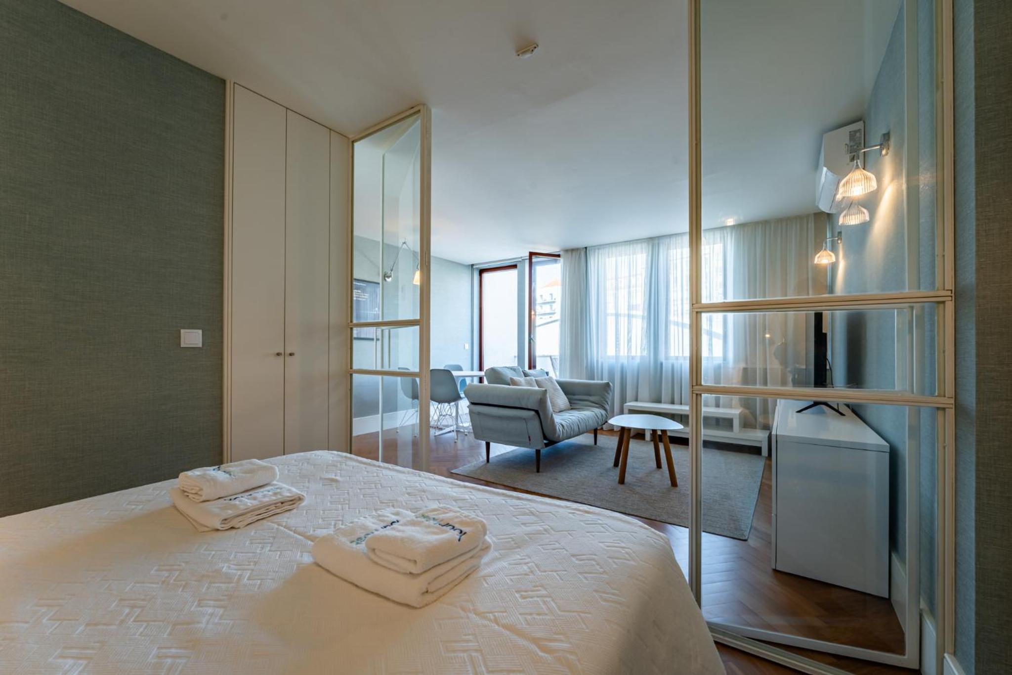Oporto Chic and Glamorous Downtown with Terrace-F