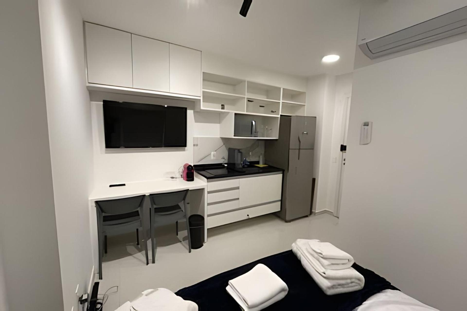 903 - Studio em Campo Belo há 2km de Congonhas