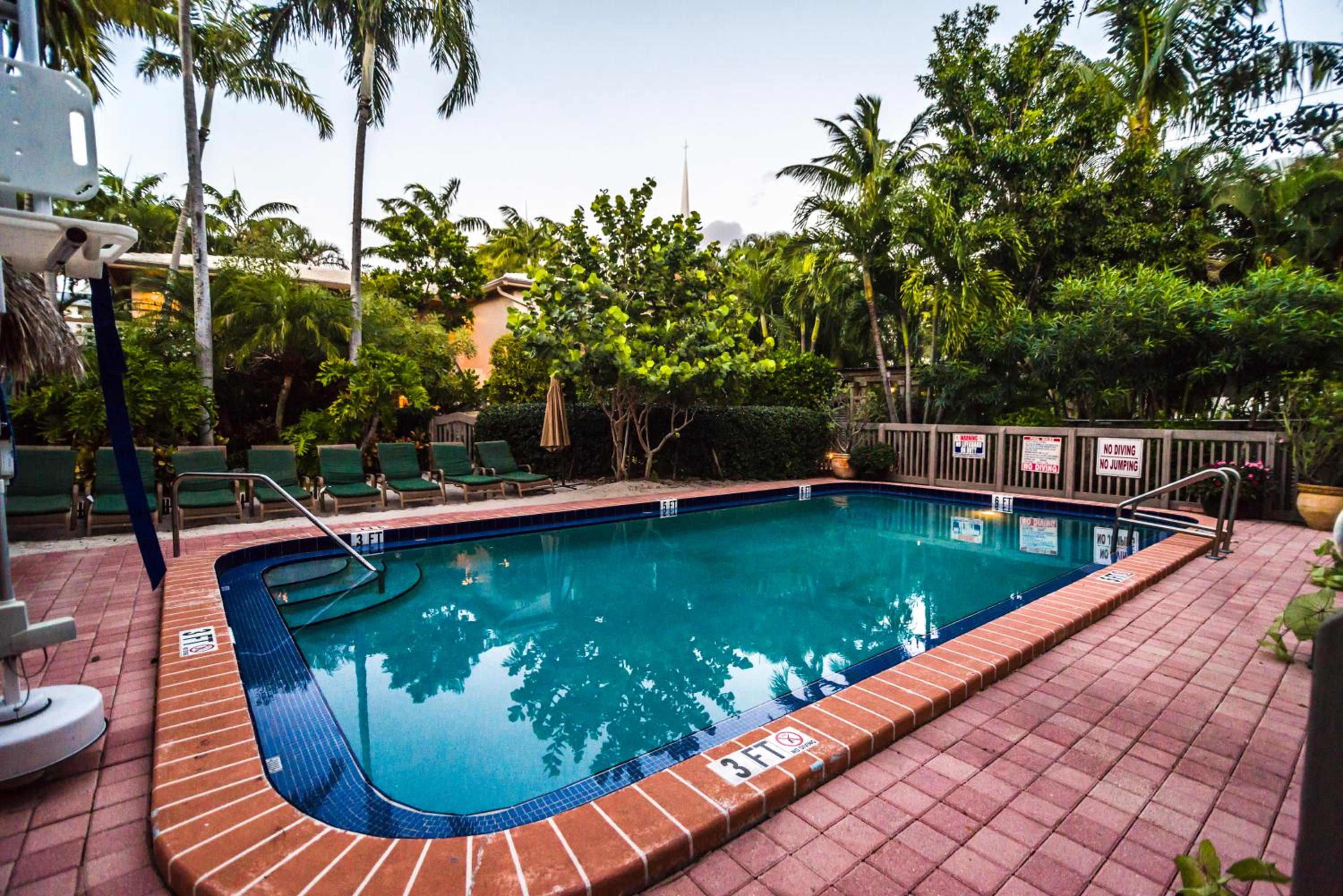 West Palm Beach Vacations - Crane's Beach House Boutique Hotel  Luxury Villas - Property Image 6