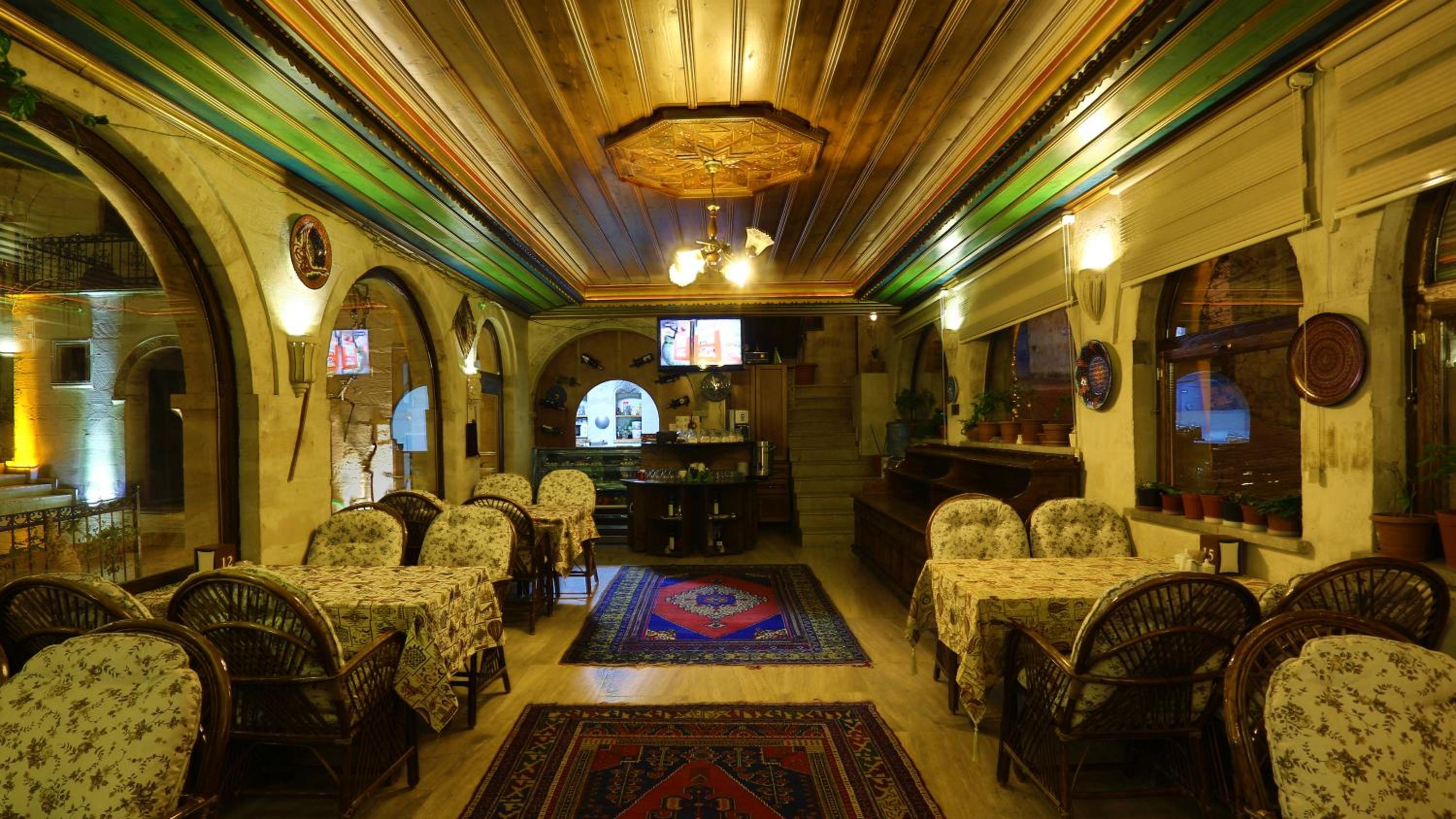 Hidden Cave Hotel - Image 14