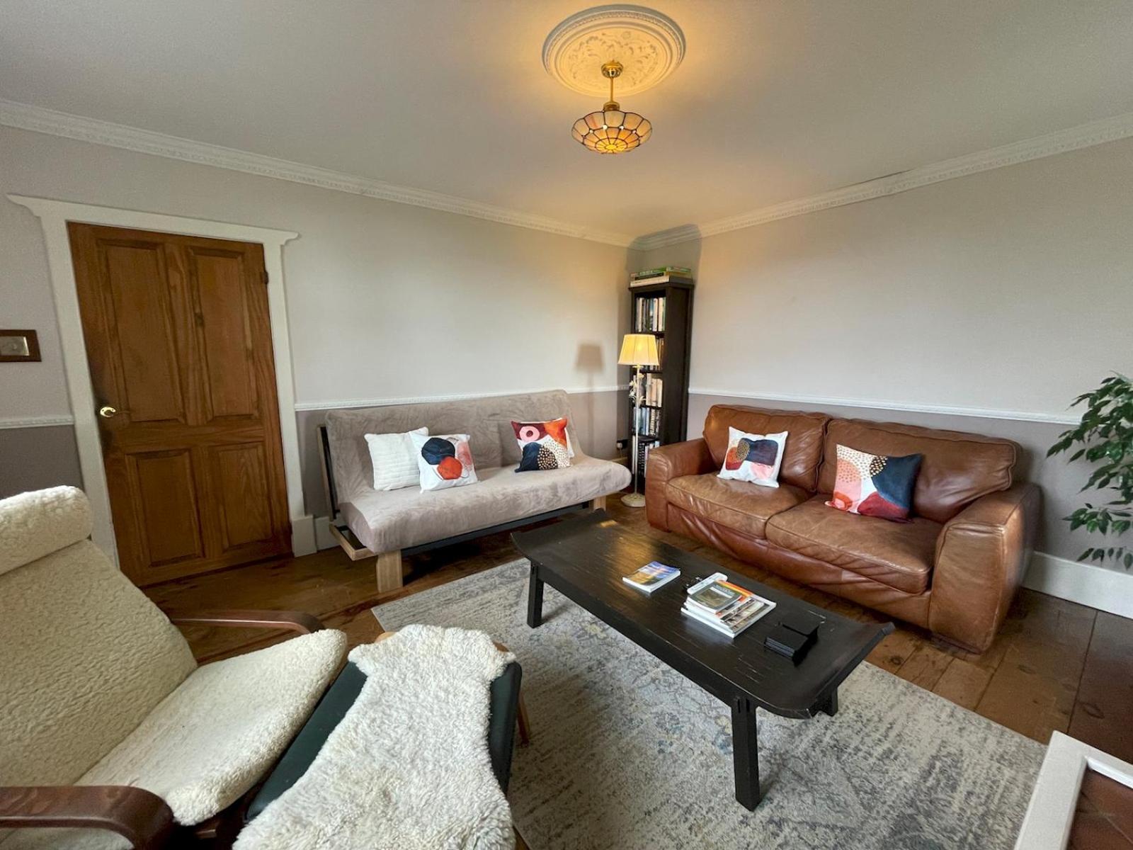 Idyllic Historical Country Retreat in Elkstone - Pass the Keys