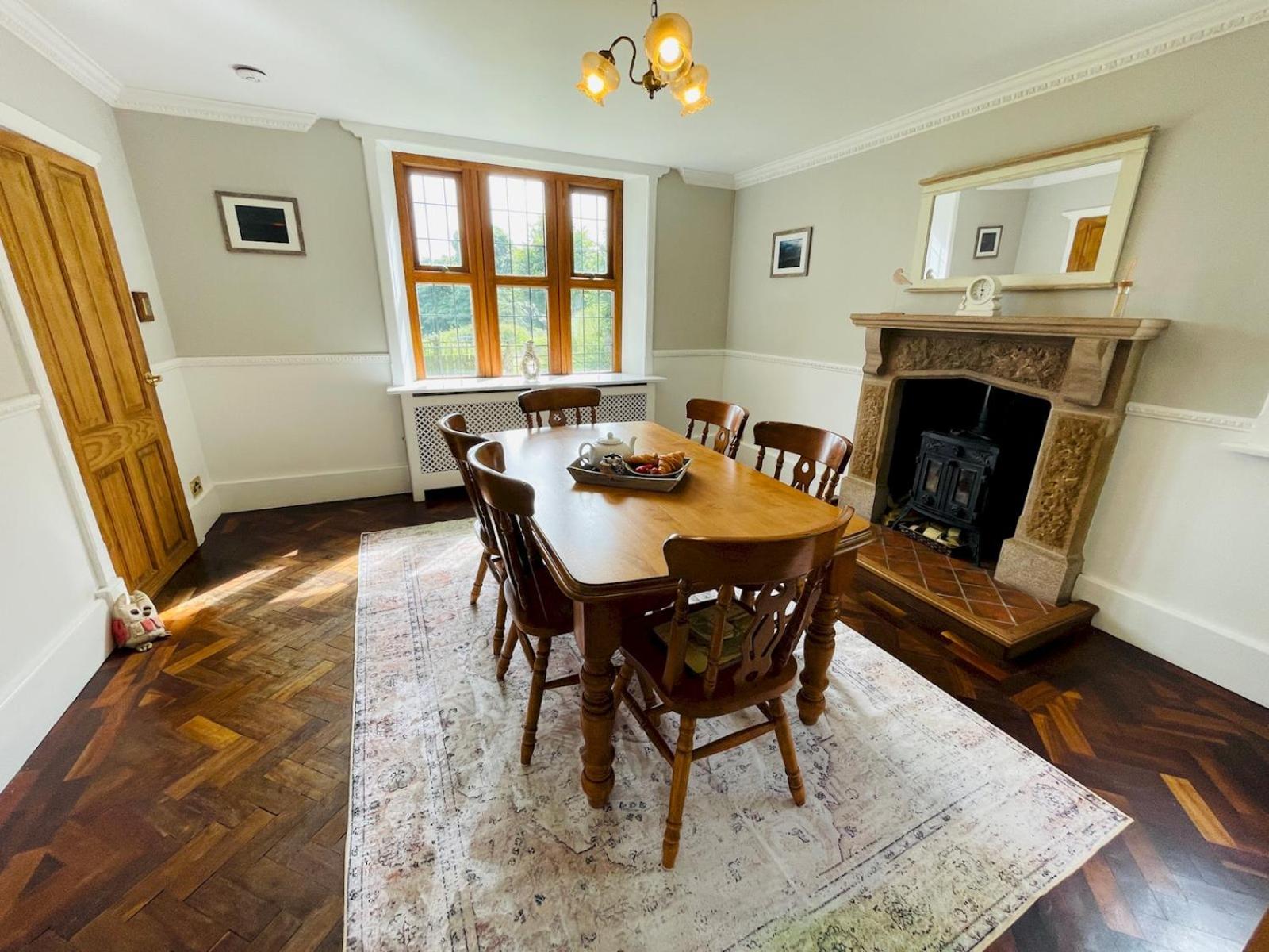 Idyllic Historical Country Retreat in Elkstone - Pass the Keys