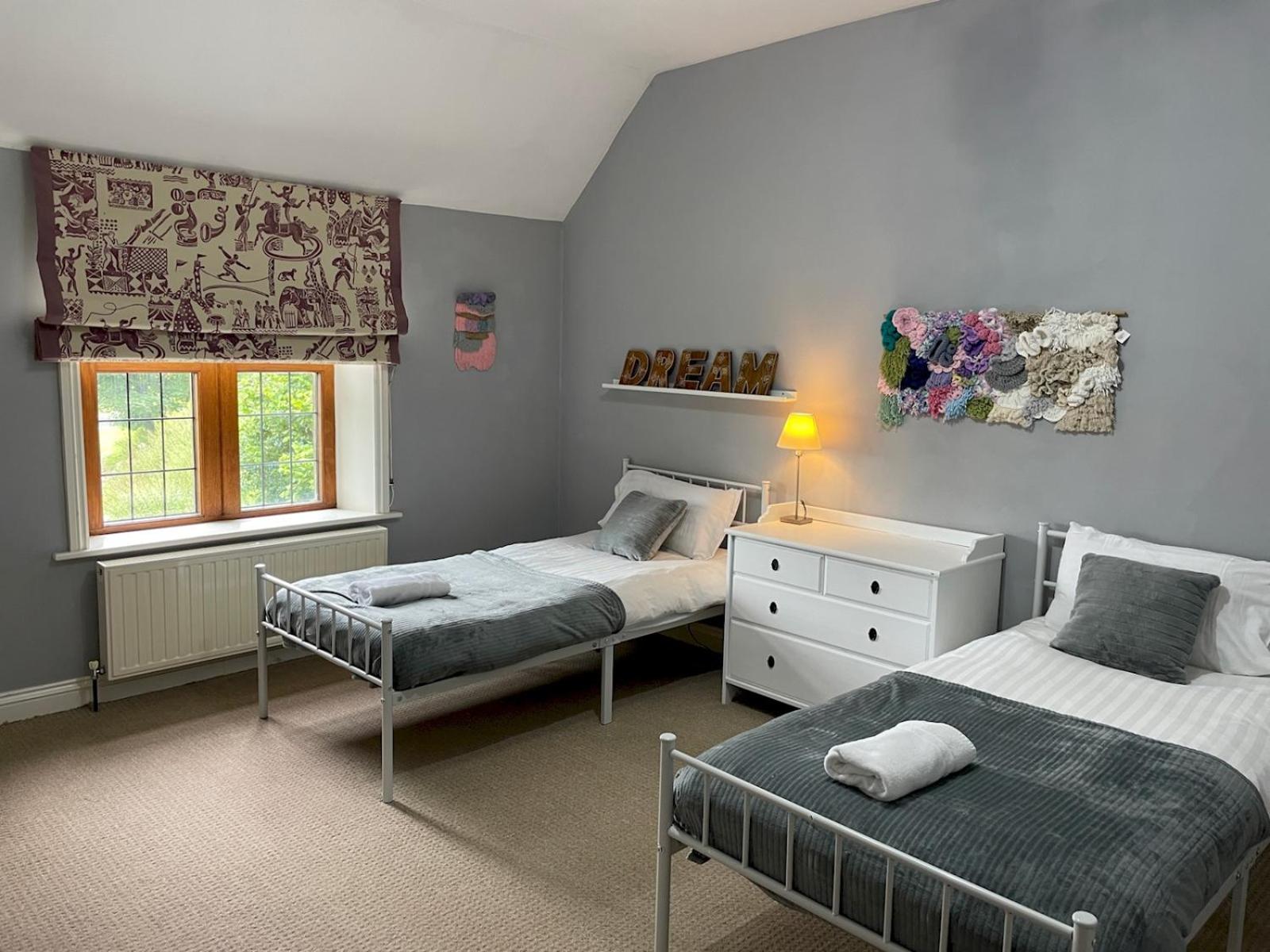 Idyllic Historical Country Retreat in Elkstone - Pass the Keys