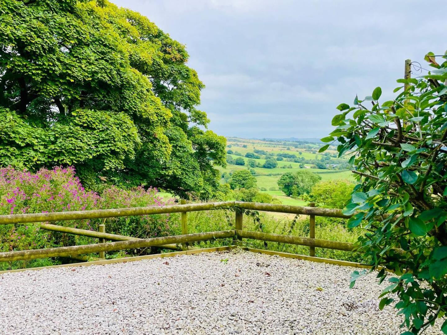 Idyllic Historical Country Retreat in Elkstone - Pass the Keys