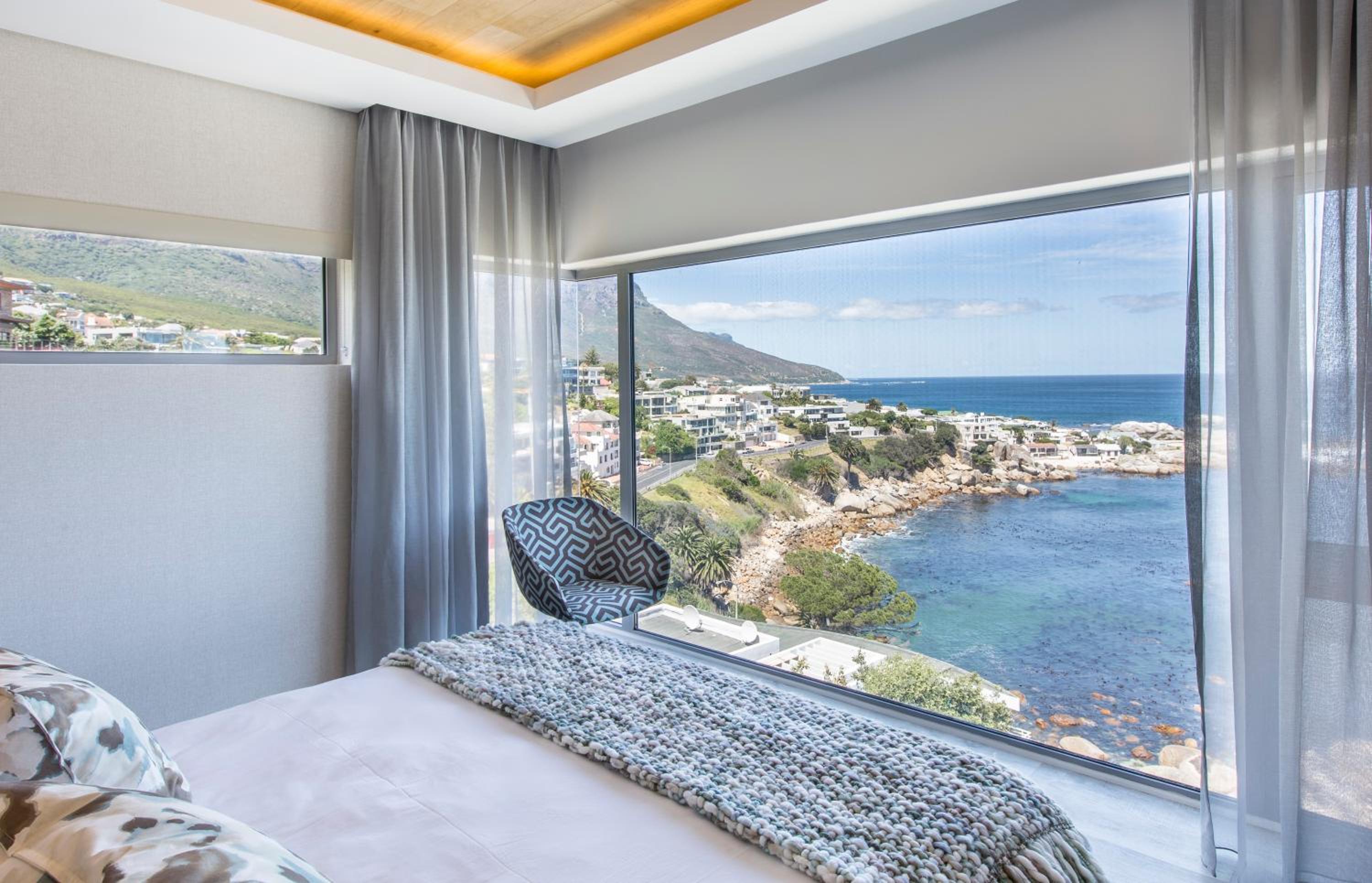 62 Camps Bay