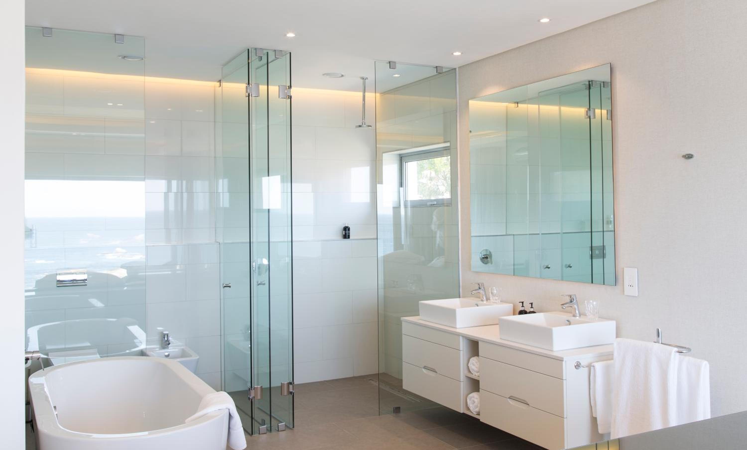62 Camps Bay