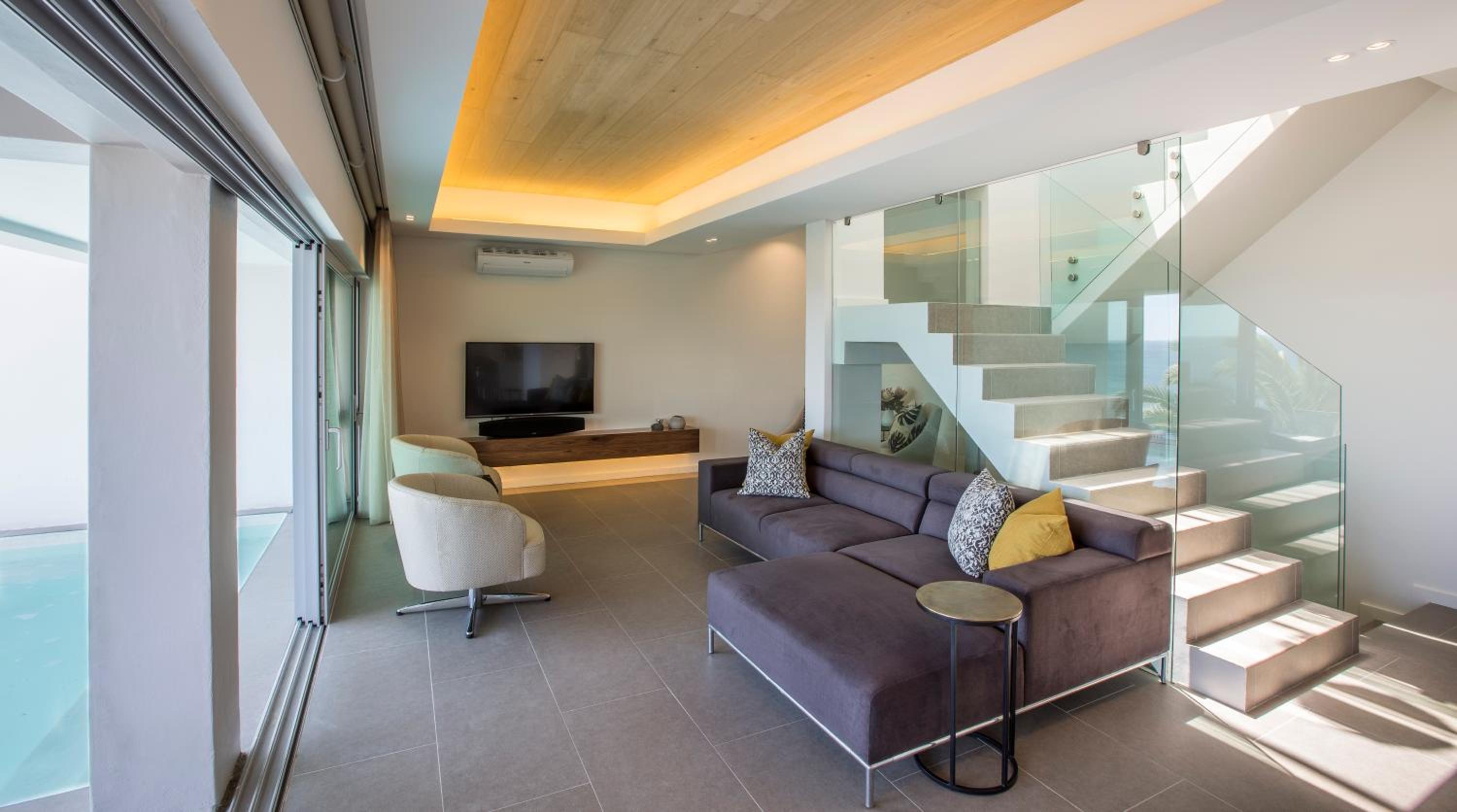 62 Camps Bay