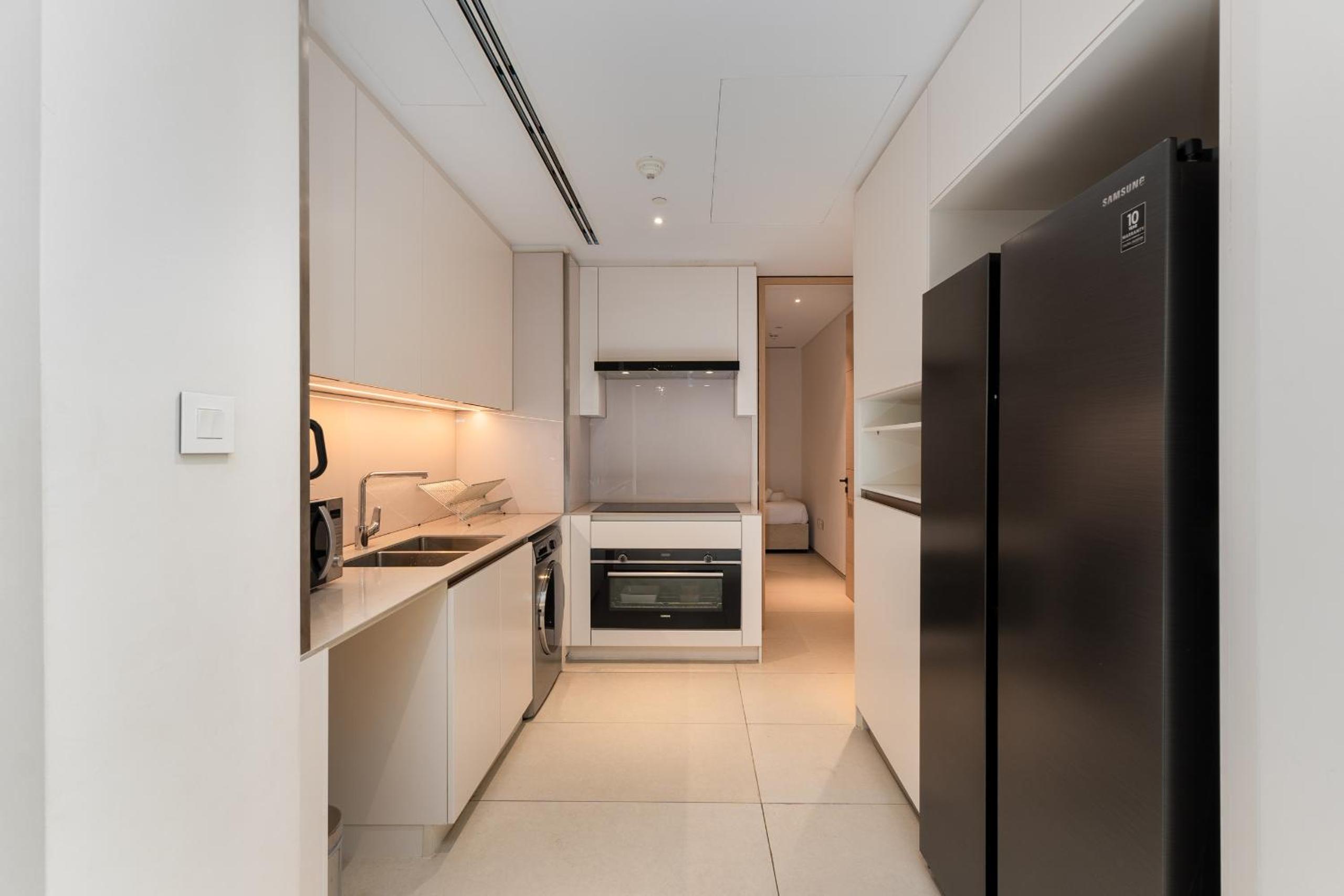 Address JBR Sea Views, Jumeirah Beach Residence, Dubai Marina - Mint Stay