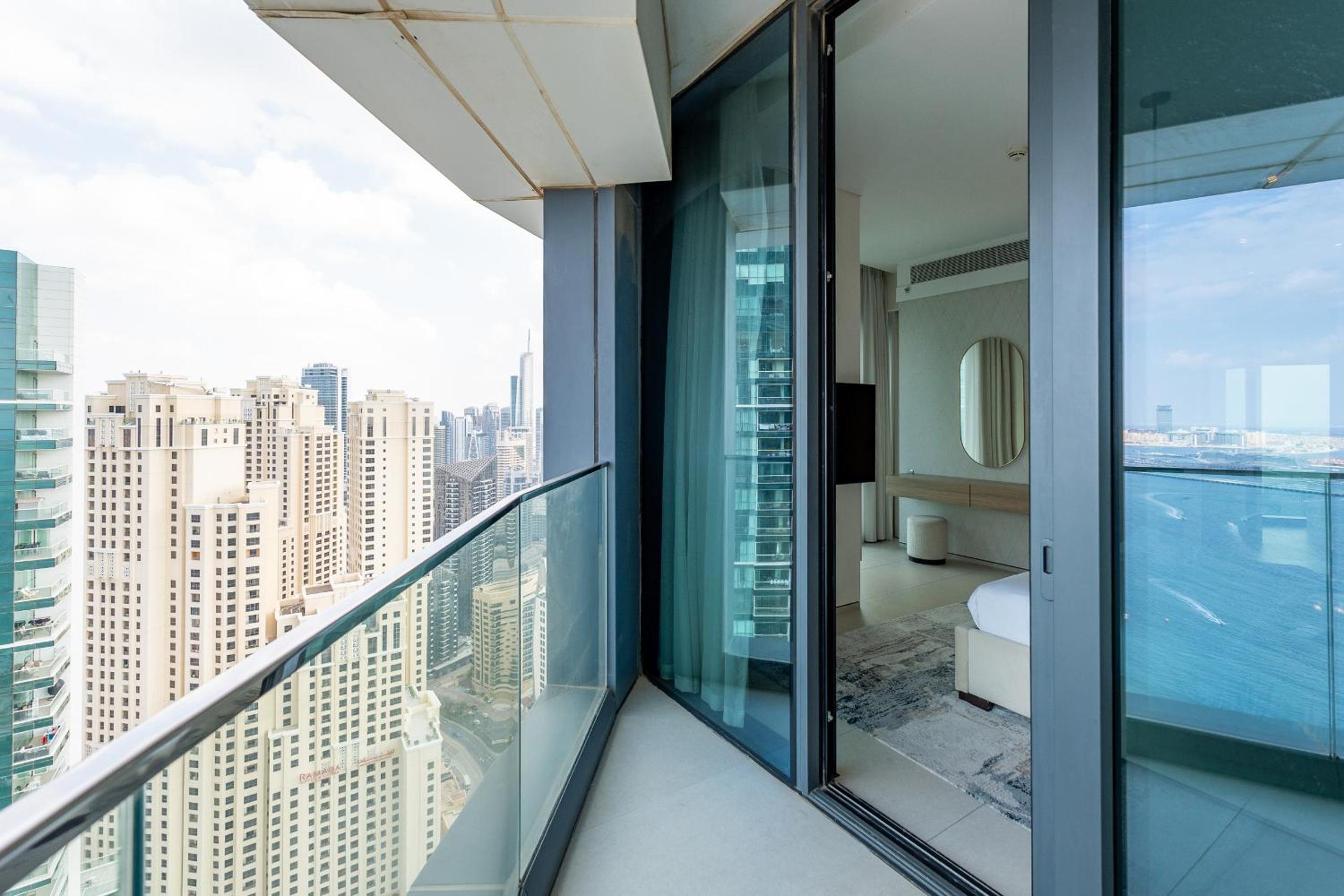 Address JBR Sea Views, Jumeirah Beach Residence, Dubai Marina - Mint Stay