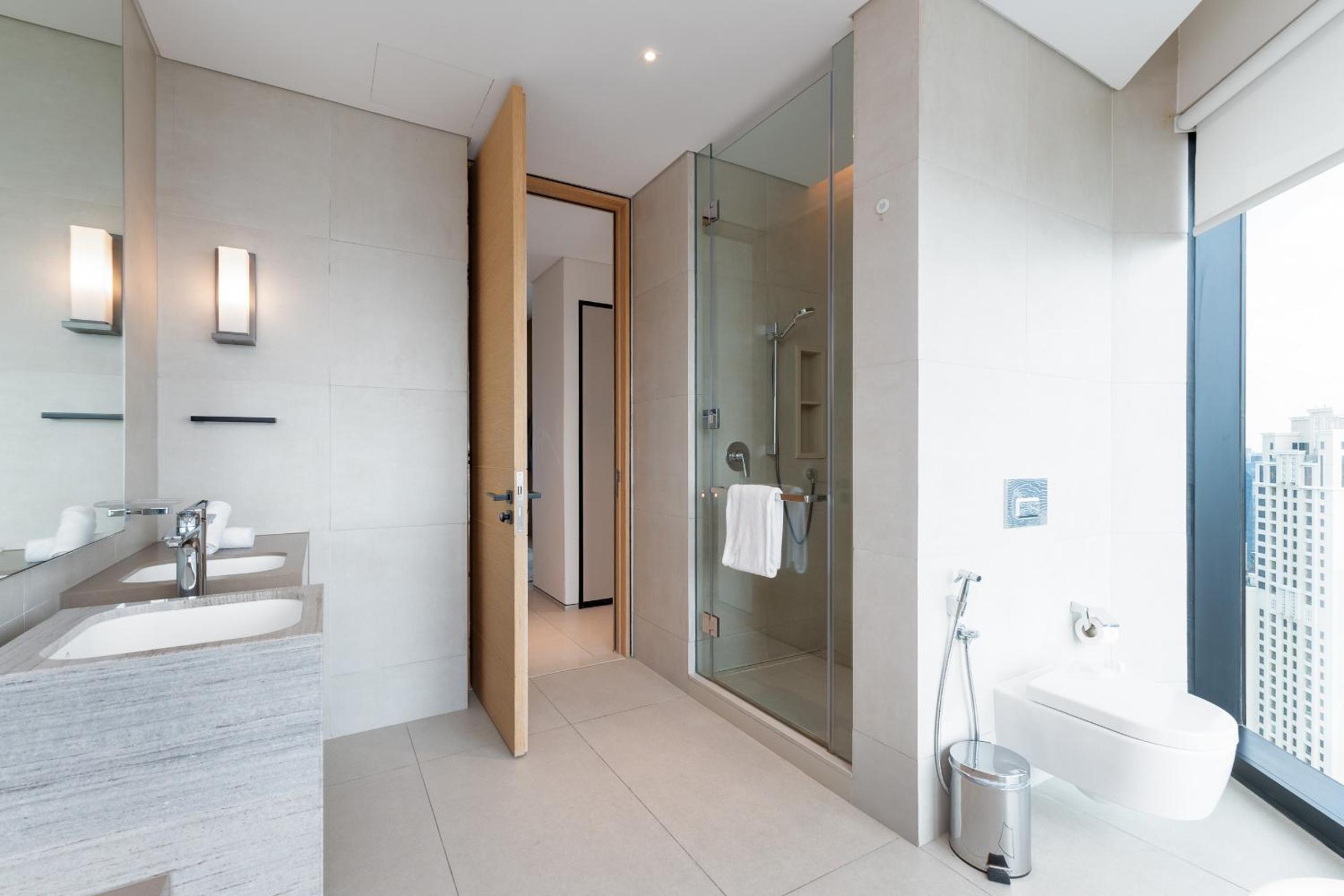Address JBR Sea Views, Jumeirah Beach Residence, Dubai Marina - Mint Stay