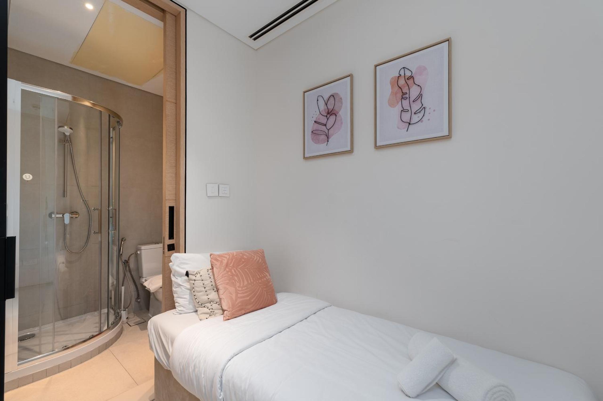 Address JBR Sea Views, Jumeirah Beach Residence, Dubai Marina - Mint Stay