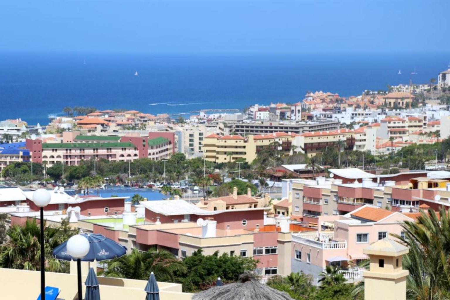 Torviscas Fantastic Apartment with Pool and Private Terrace