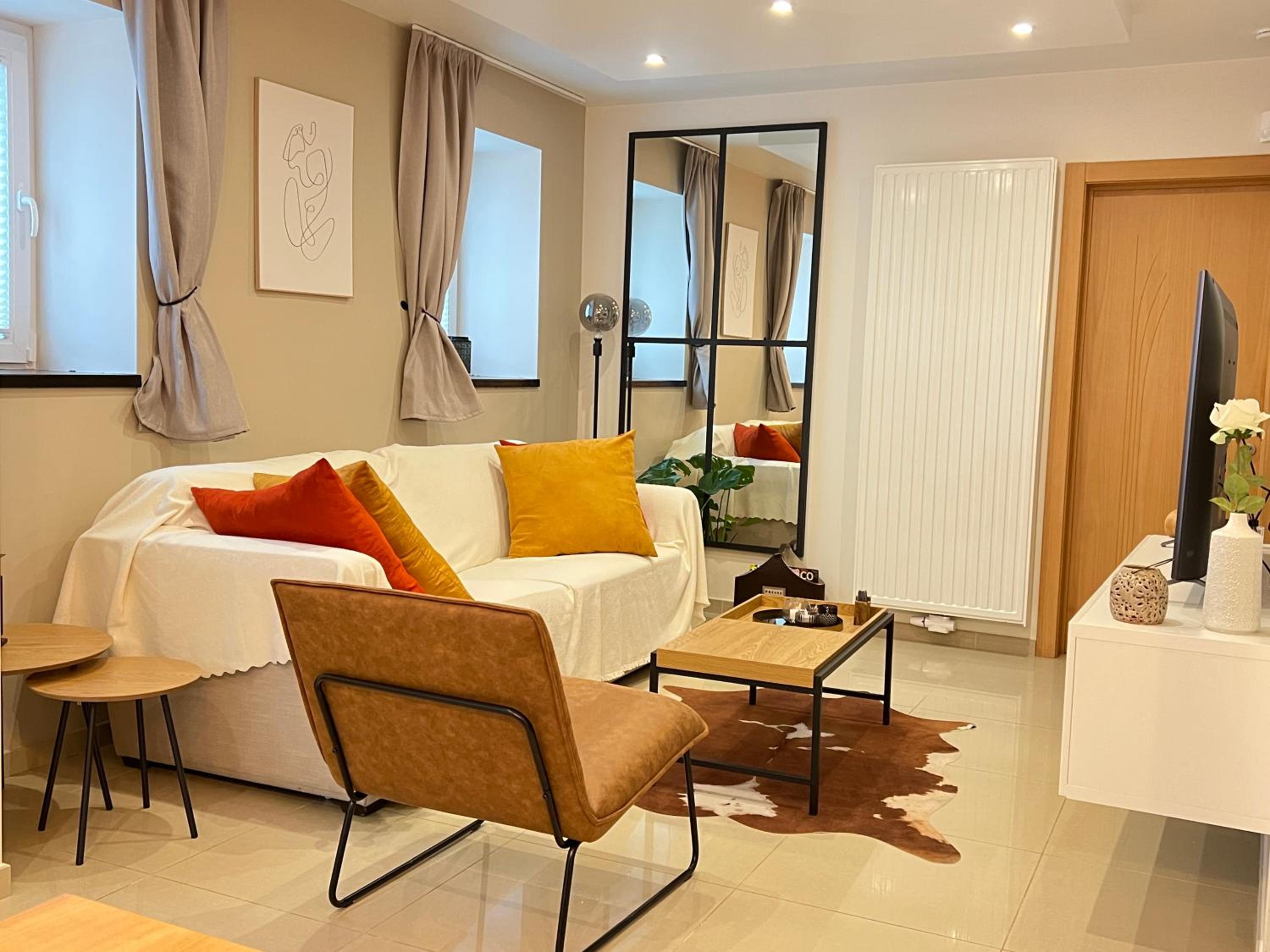 Isa'Bellescale - Fully equipped house 2km from Brussels South Airport