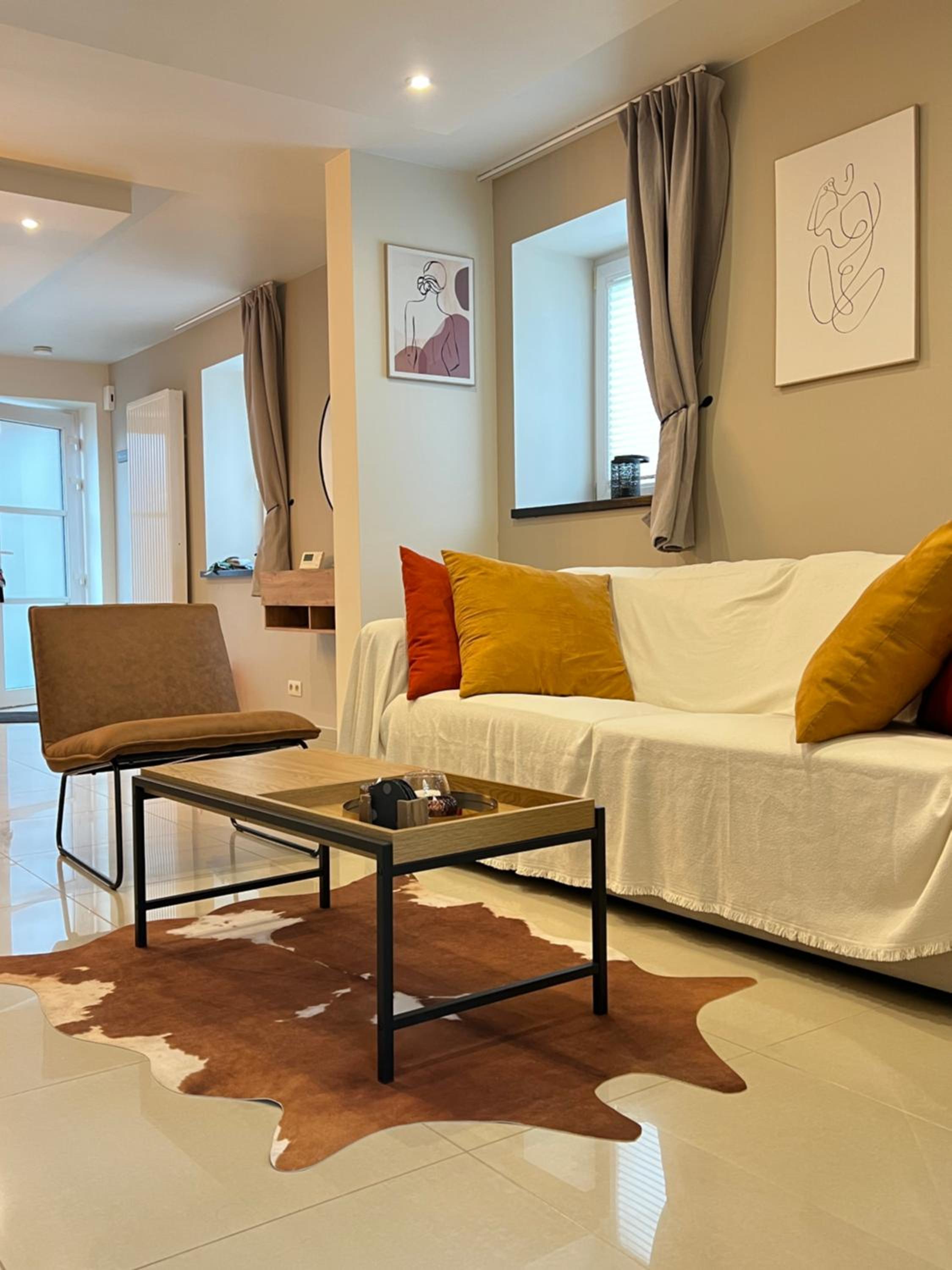 Isa'Bellescale - Fully equipped house 2km from Brussels South Airport