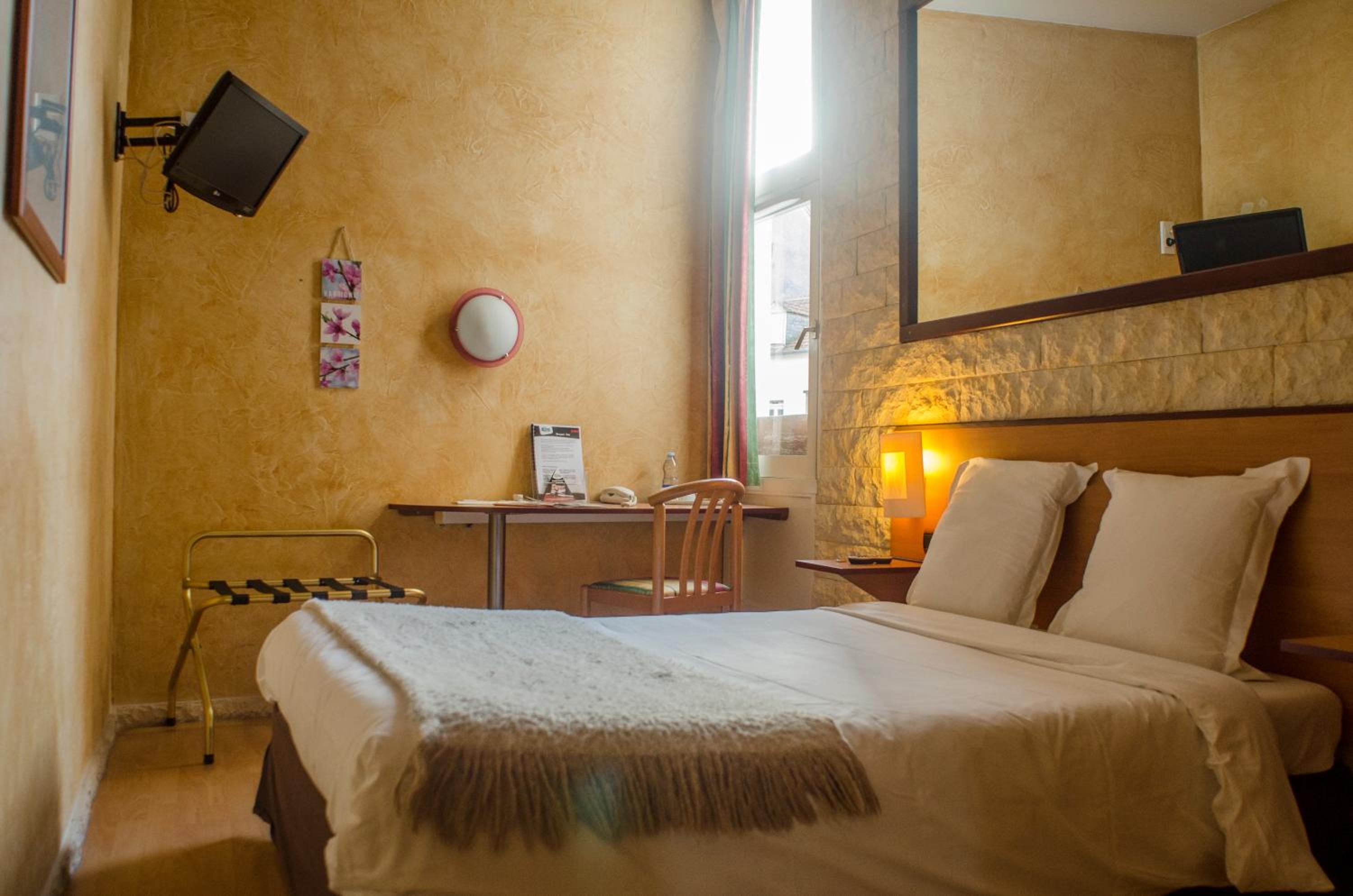 Pau Vacations - Hotel Bosquet Pau Centre - Property Image 7
