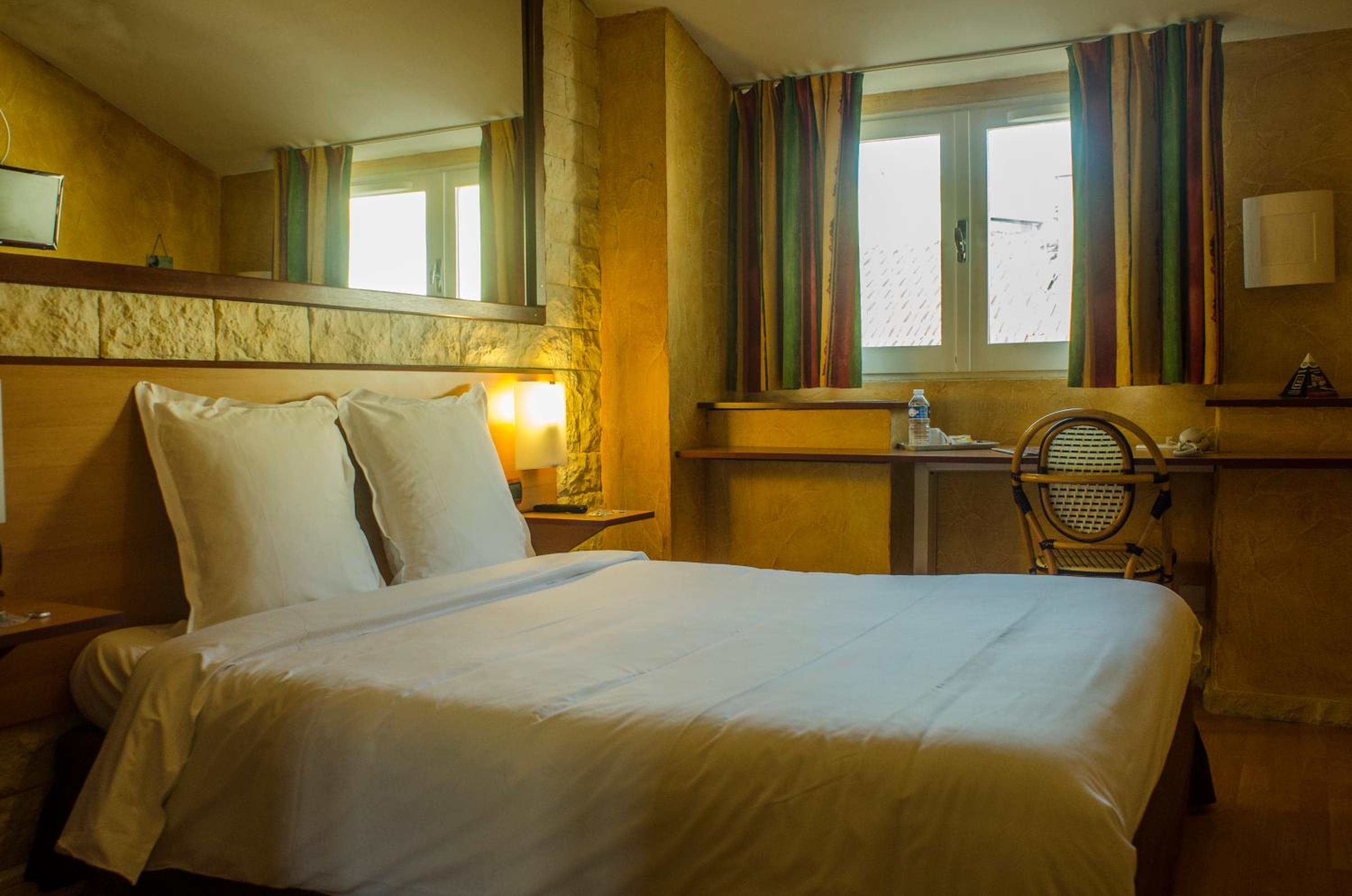 Pau Vacations - Hotel Bosquet Pau Centre - Property Image 6