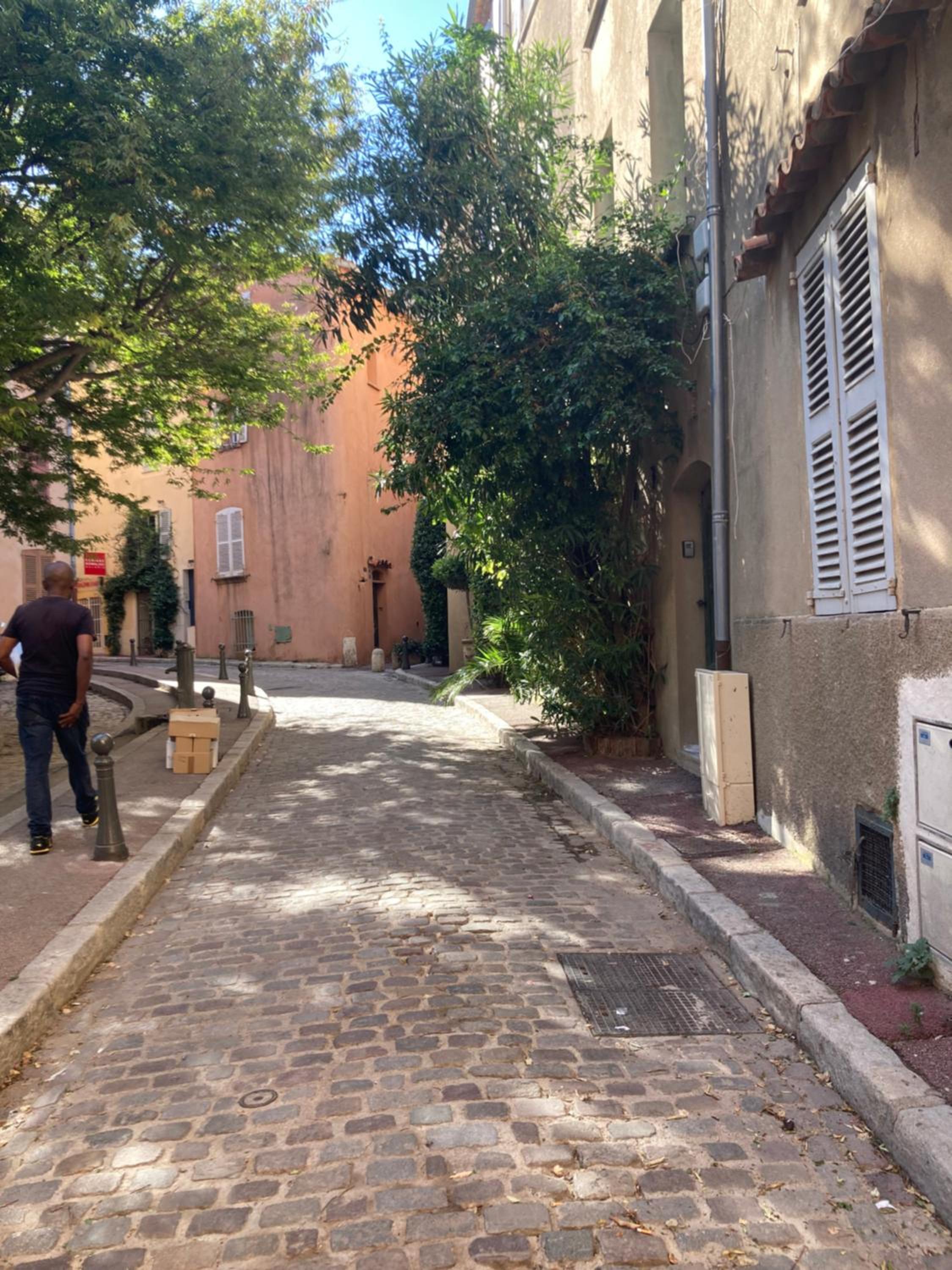 MAZET RÉNOVE Golfe de st TROPEZ