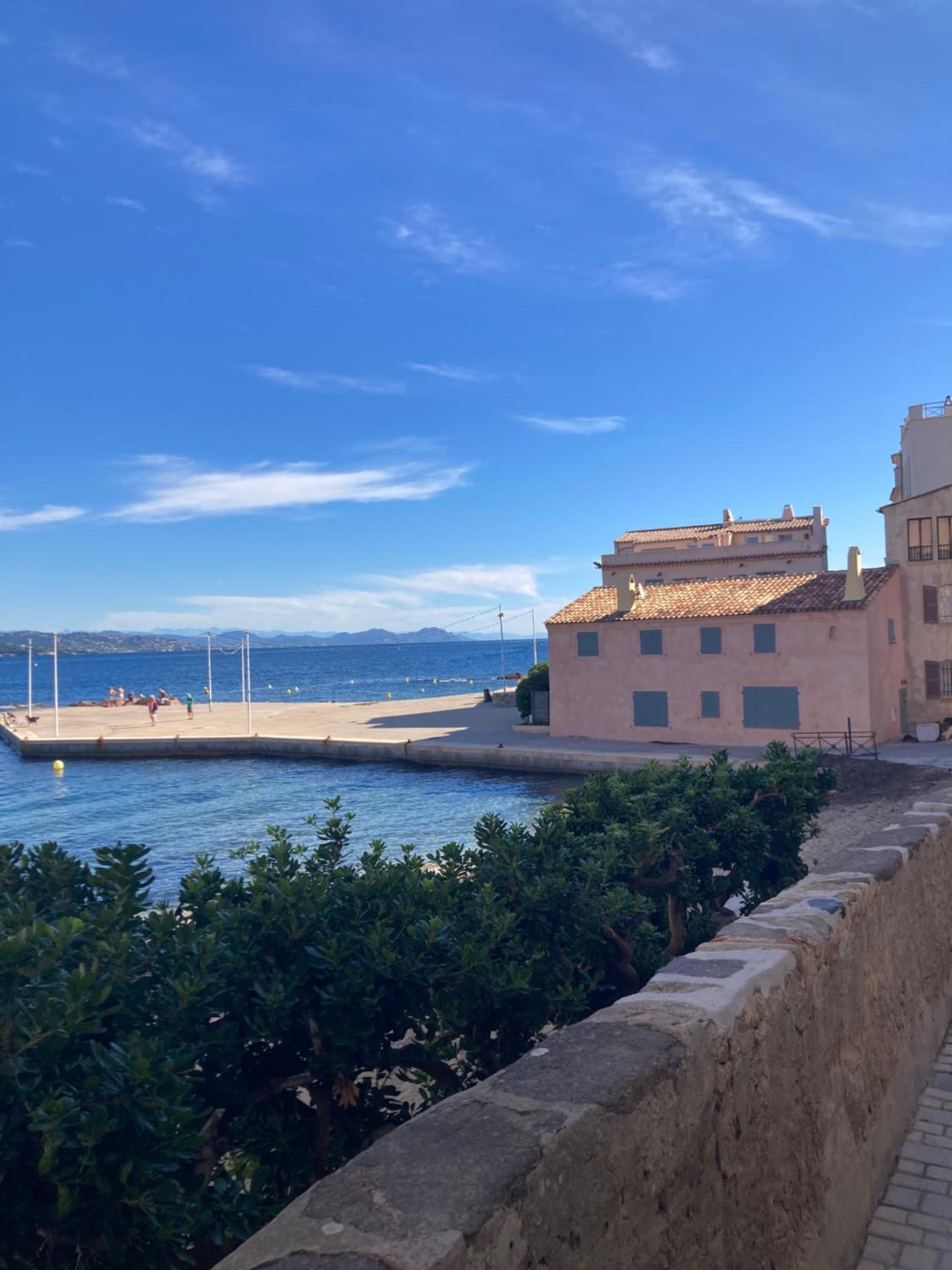 MAZET RÉNOVE Golfe de st TROPEZ