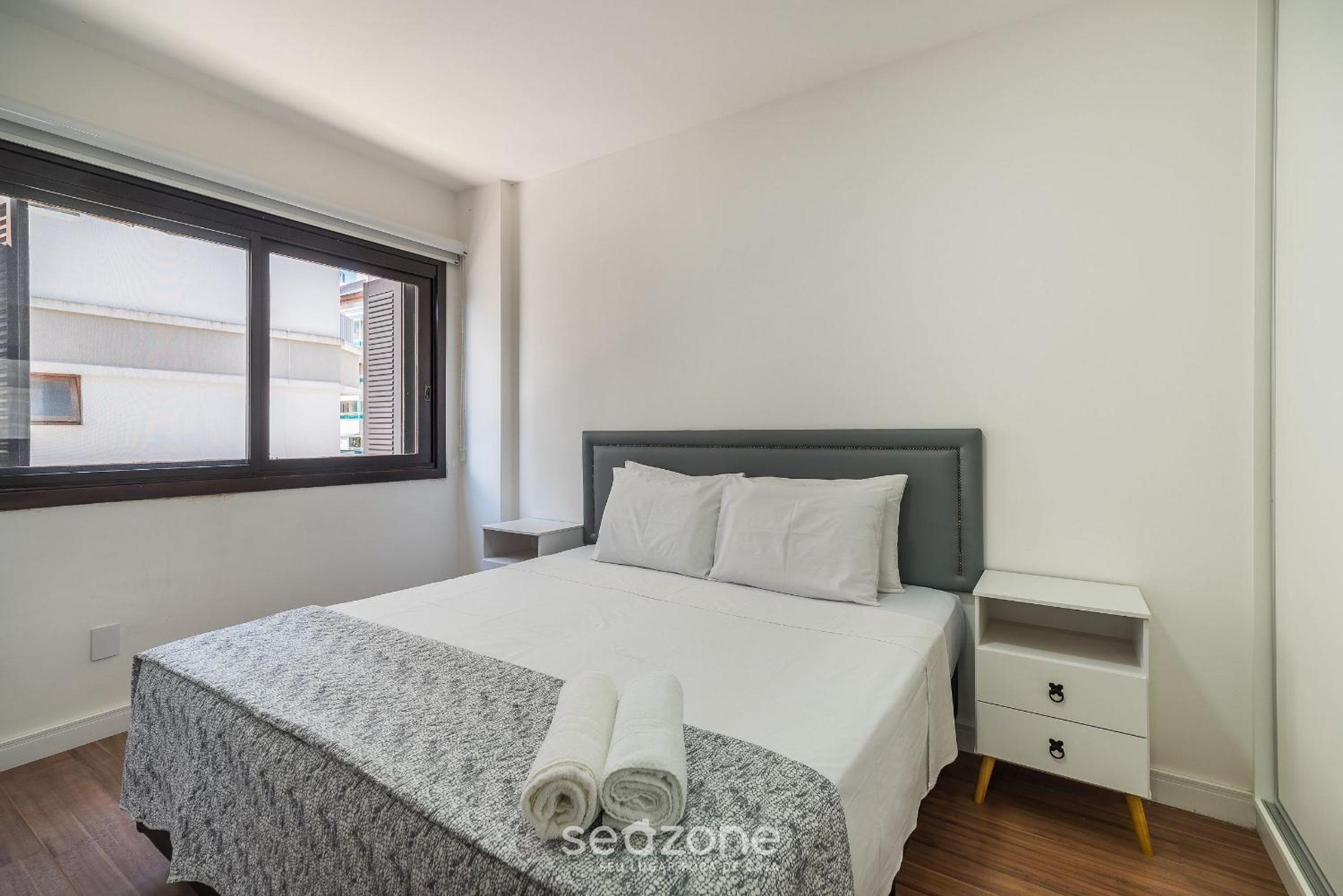 Apartment w/ Barbecue 450m from the Beach PNM0202