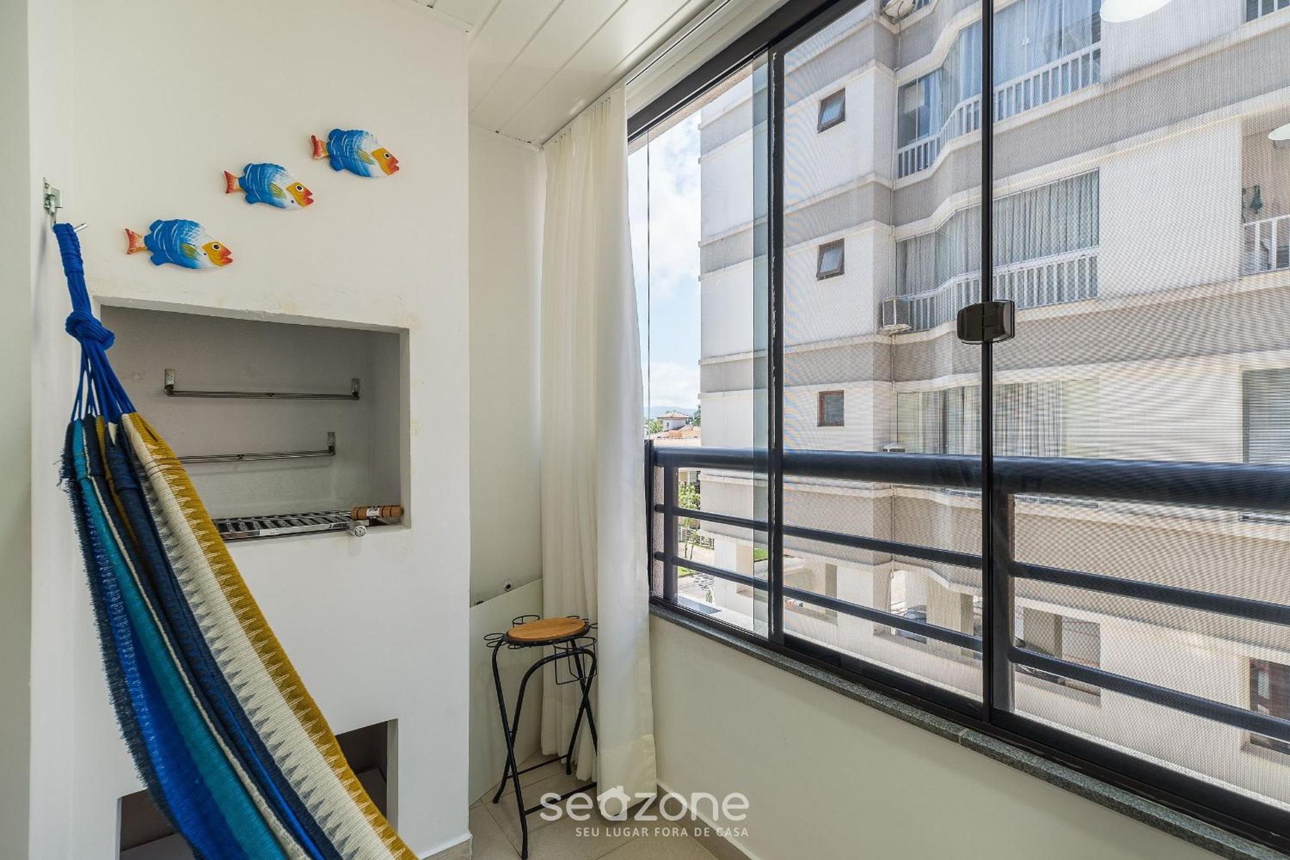 Apartment w/ Barbecue 450m from the Beach PNM0202