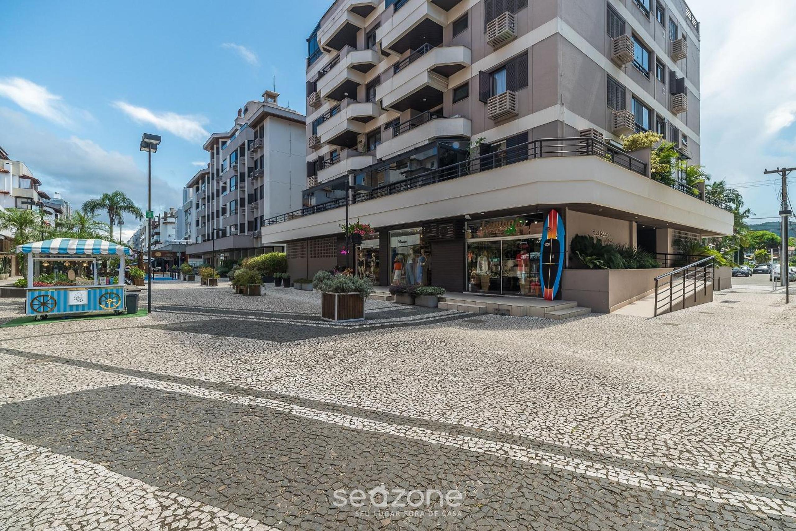 Apartment w/ Barbecue 450m from the Beach PNM0202