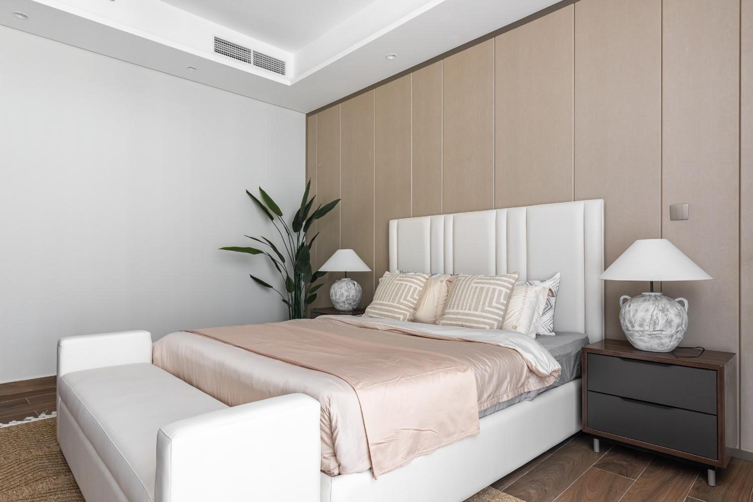 SIMPLY COMFORT Apartments at Nobles Tower Luxury Burj View