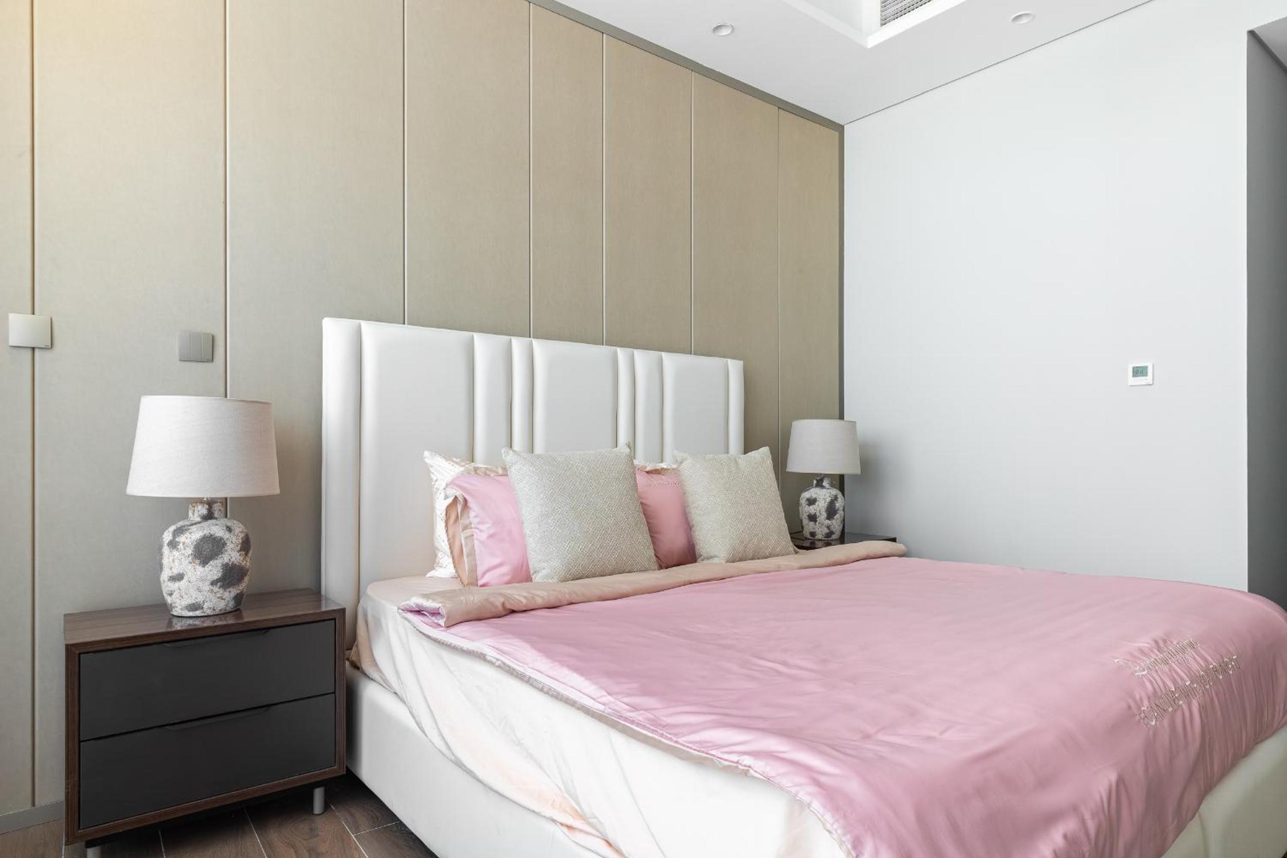 SIMPLY COMFORT Apartments at Nobles Tower Luxury Burj View