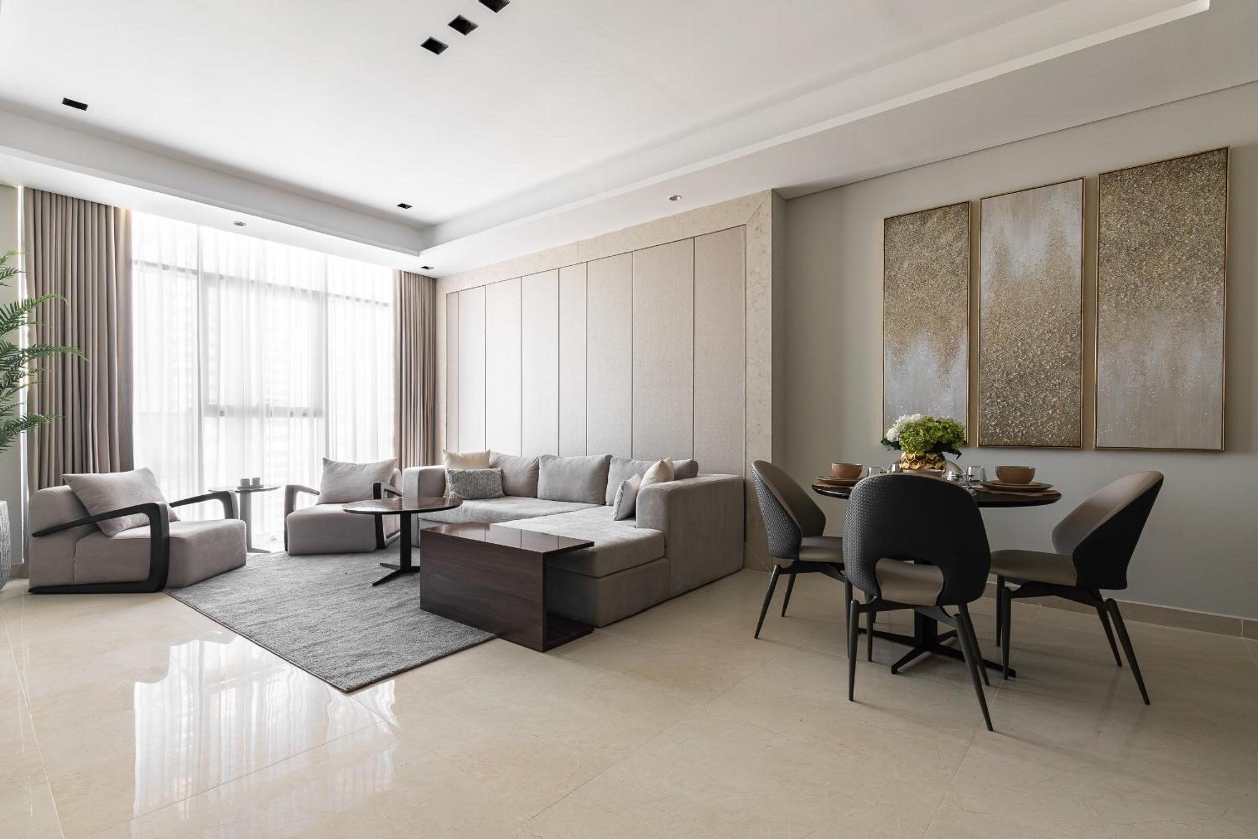 SIMPLY COMFORT Apartments at Nobles Tower Luxury Burj View
