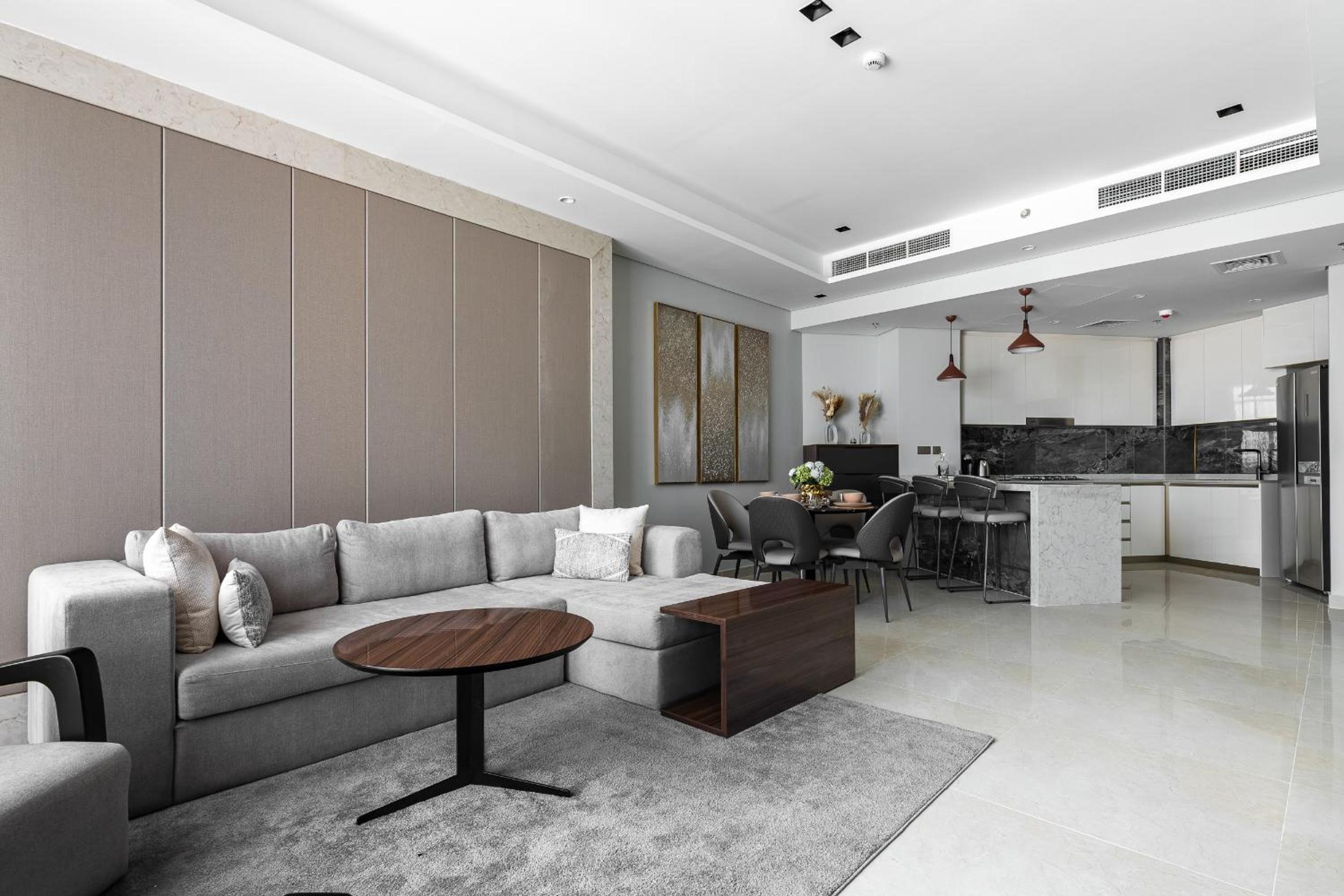 SIMPLY COMFORT Apartments at Nobles Tower Luxury Burj View