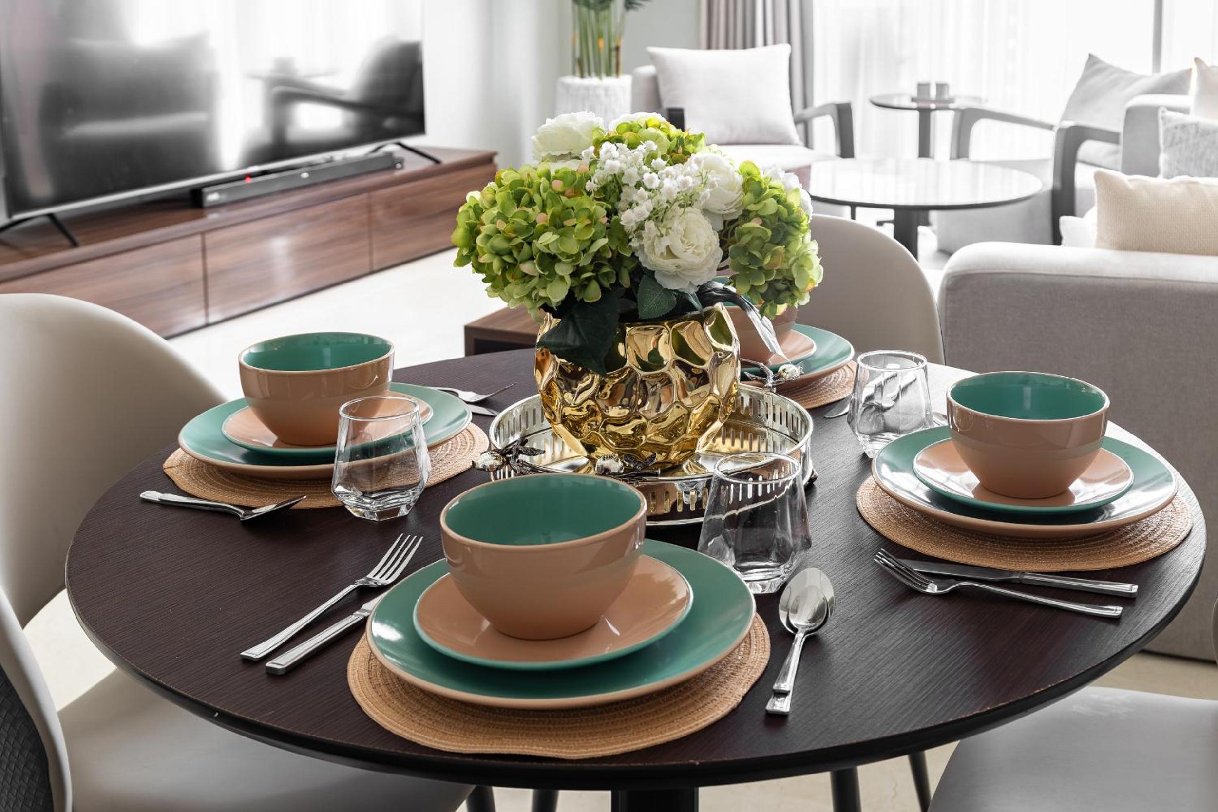 SIMPLY COMFORT Apartments at Nobles Tower Luxury Burj View