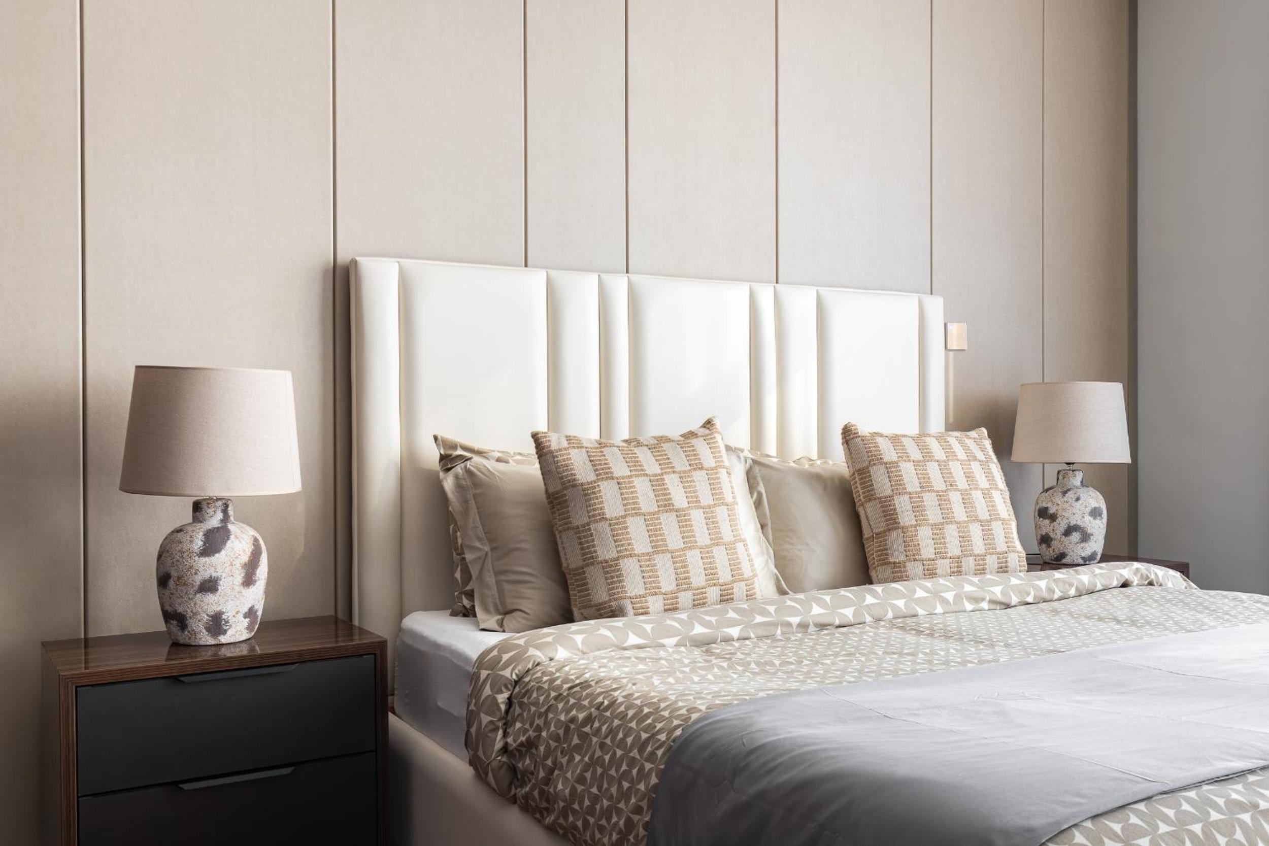 SIMPLY COMFORT Apartments at Nobles Tower Luxury Burj View