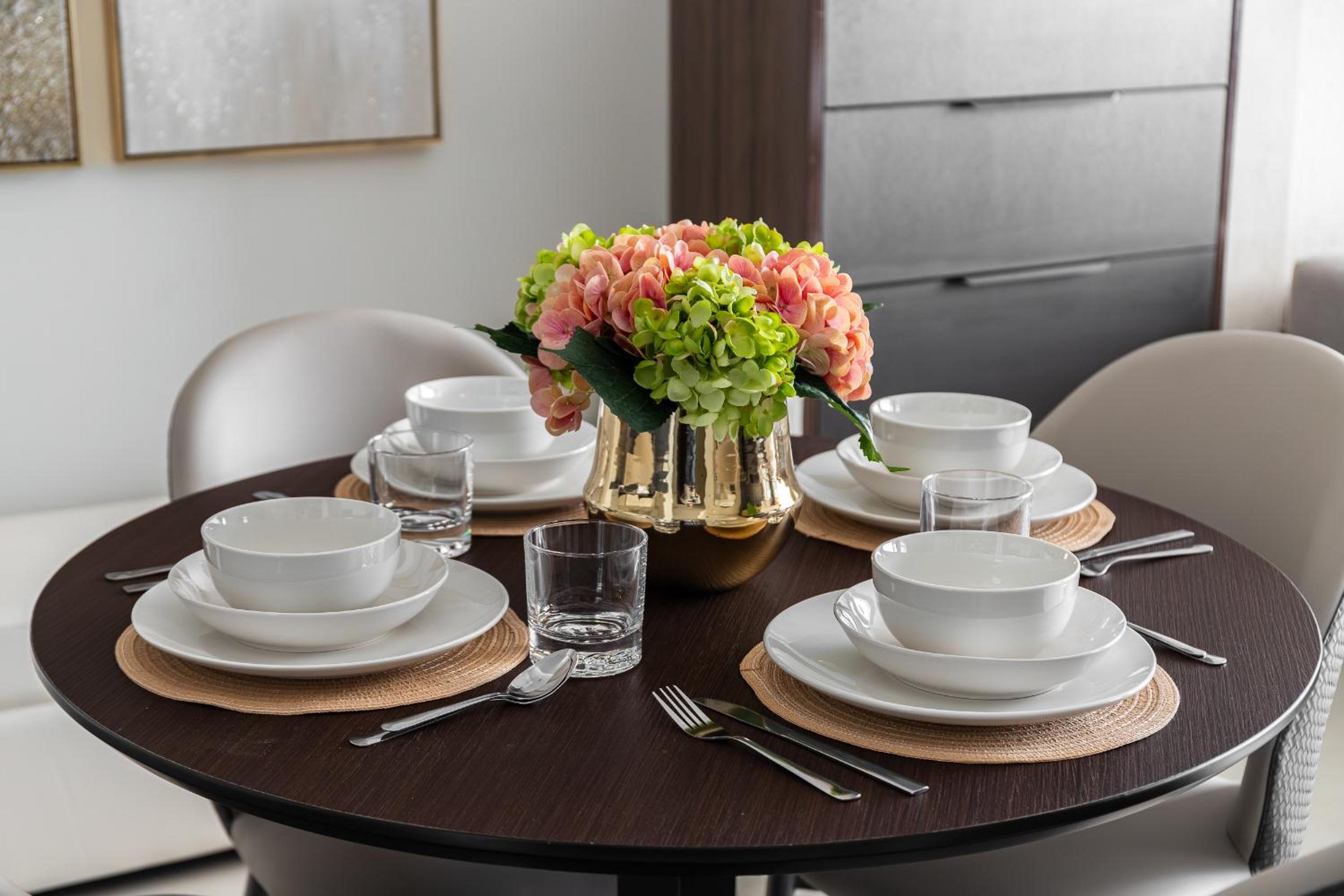 SIMPLY COMFORT Apartments at Nobles Tower Luxury Burj View