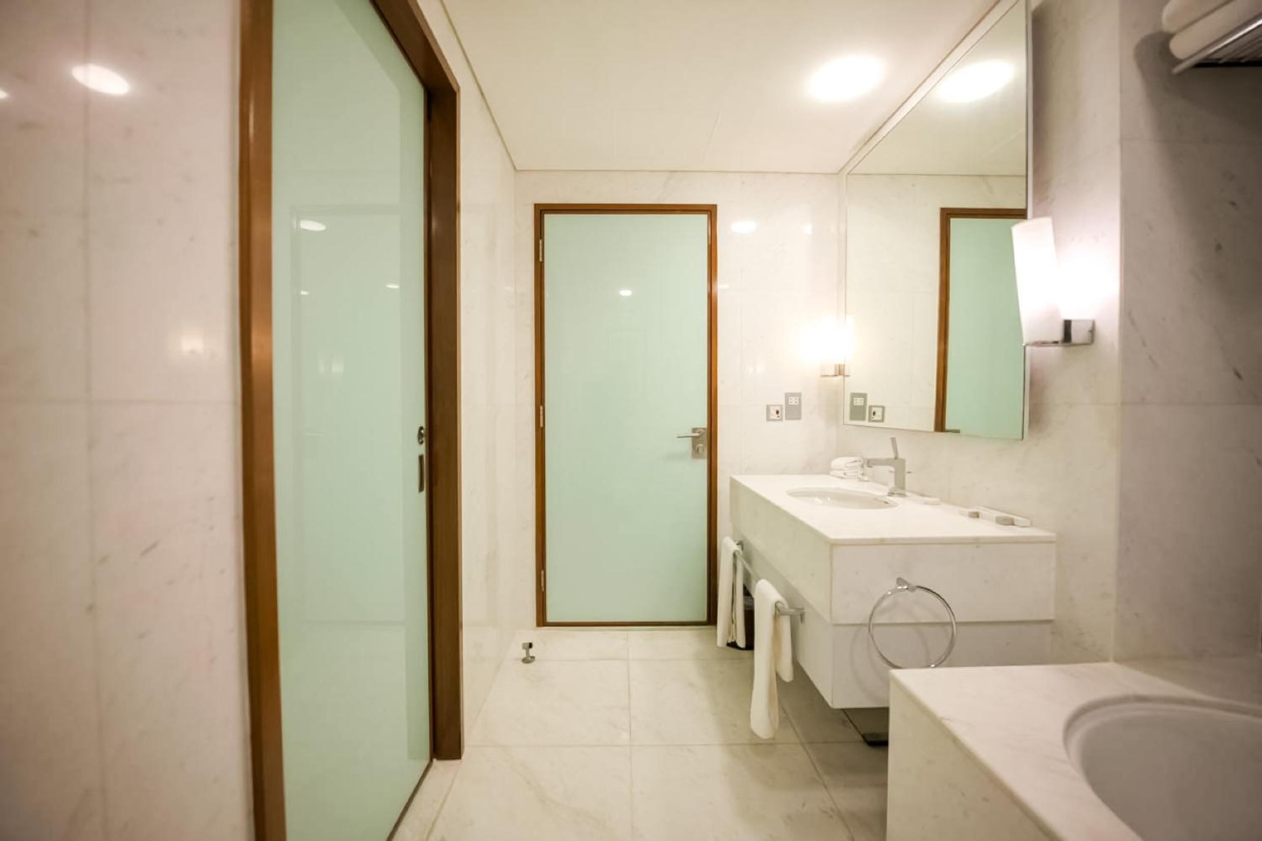 FAHH Stunning 1 BHK at Address Dubai Mall — Dubai photo 2