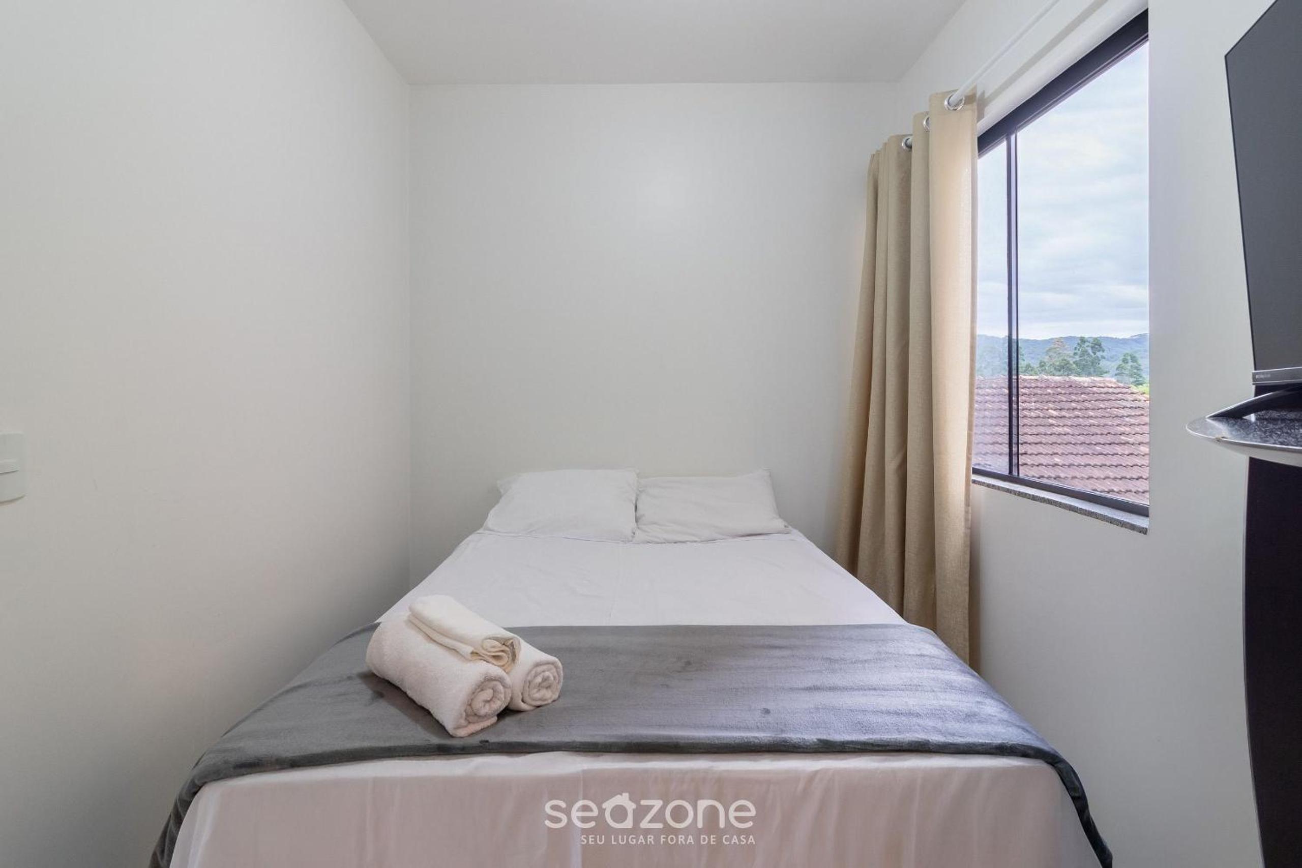 3BR Townhouse w/ BBQ 700m from Beach RPP0678