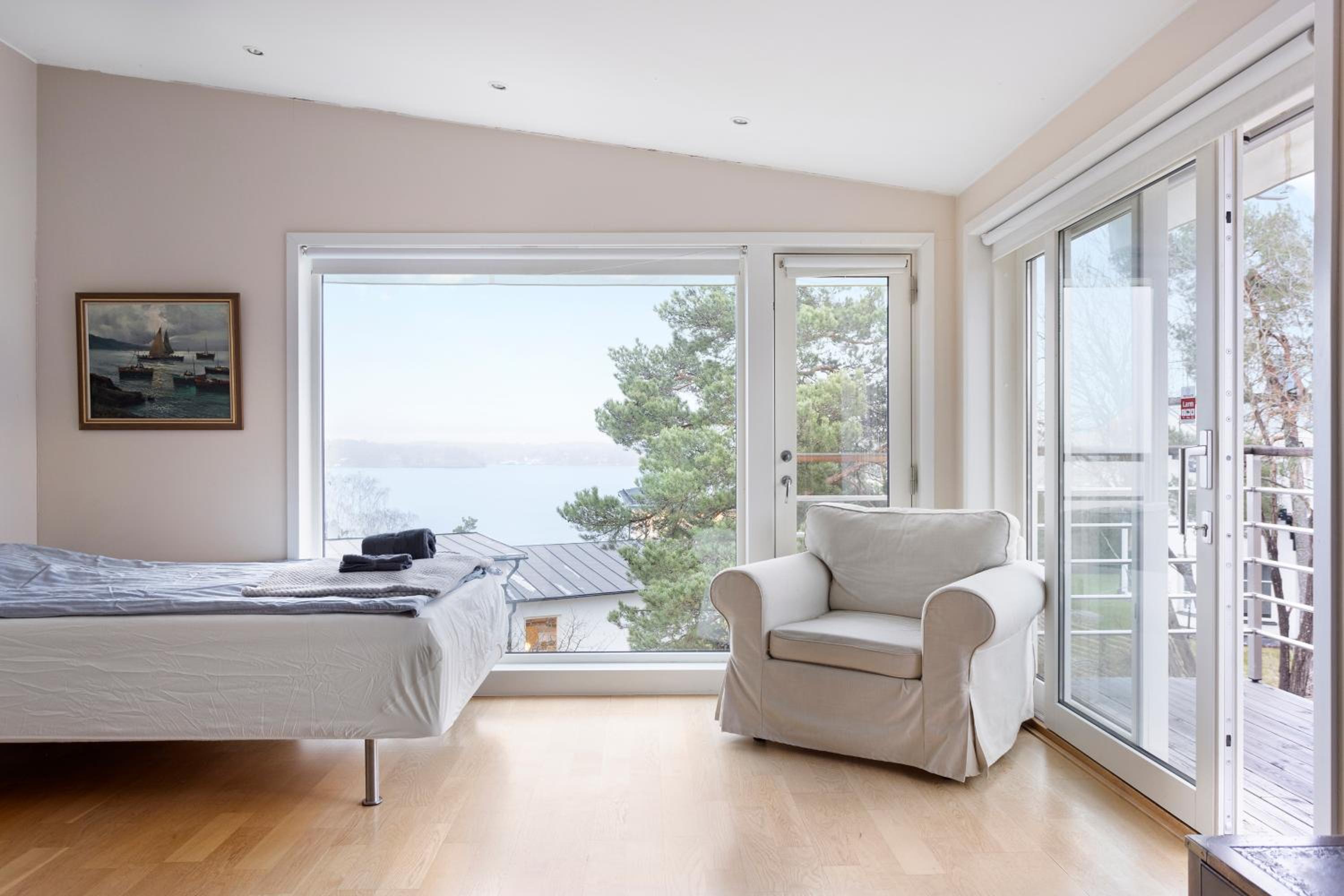 Spectacular Villa - Pool, Sauna & Magical Lake View