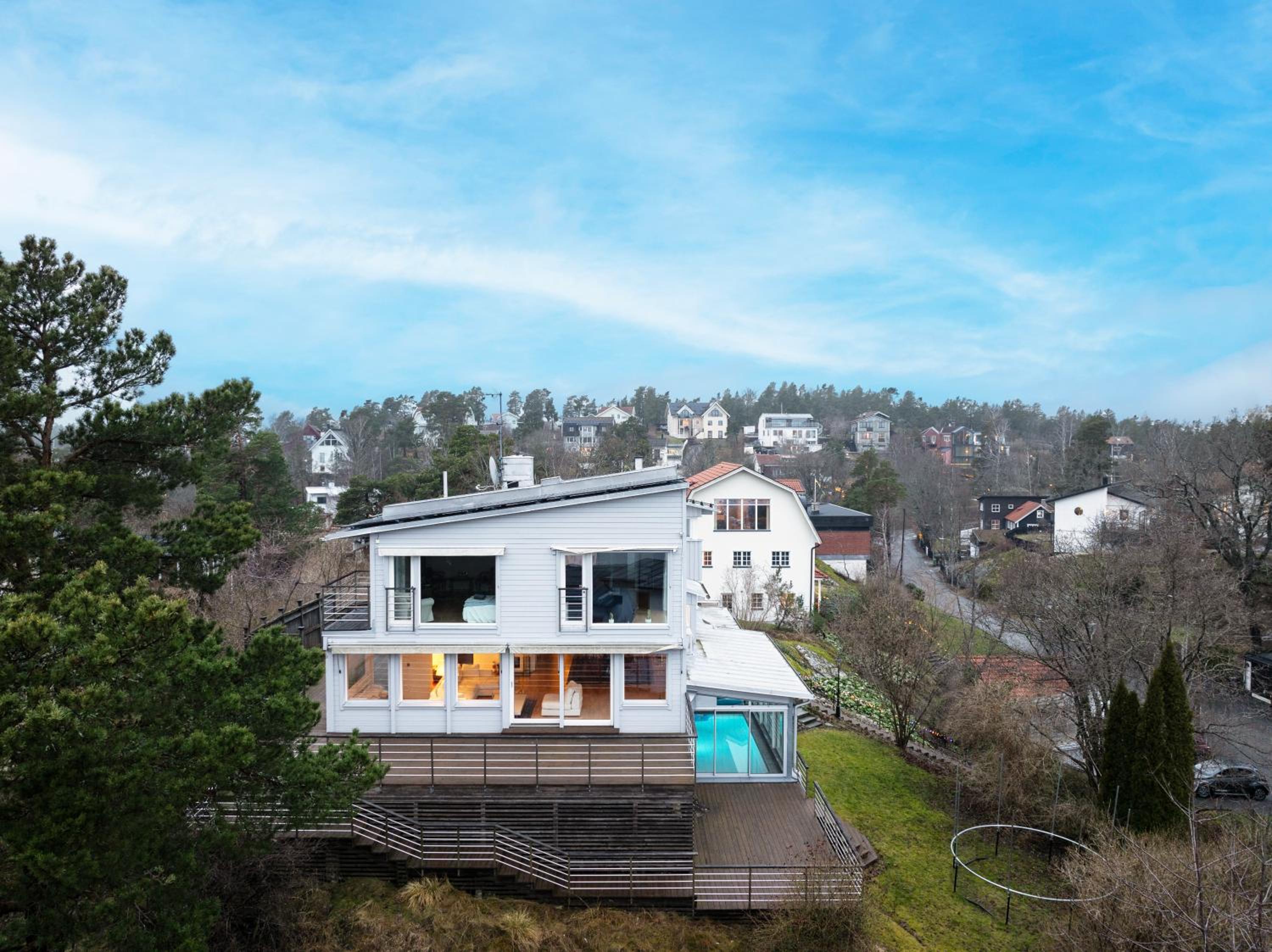 Spectacular Villa - Pool, Sauna & Magical Lake View