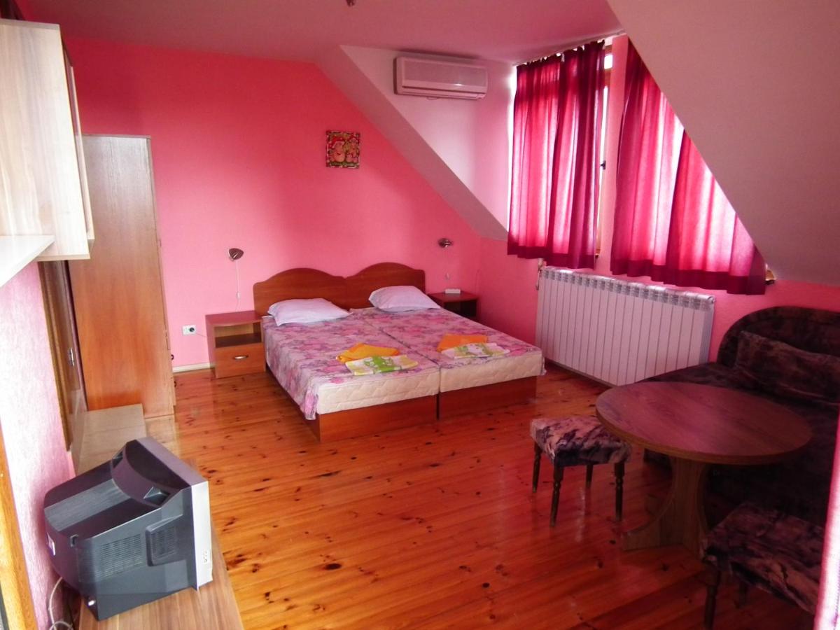 Photo 41