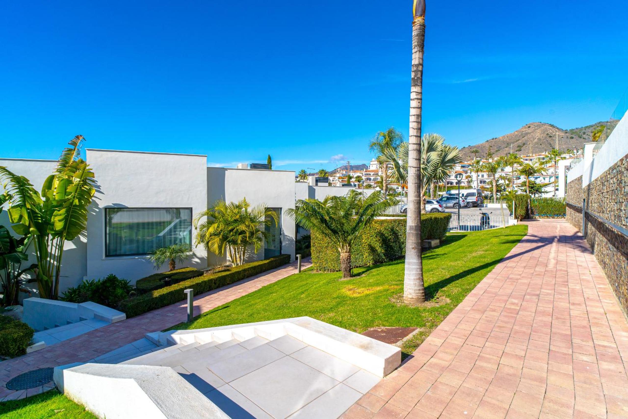 Royal Palm Luxe by Casasol