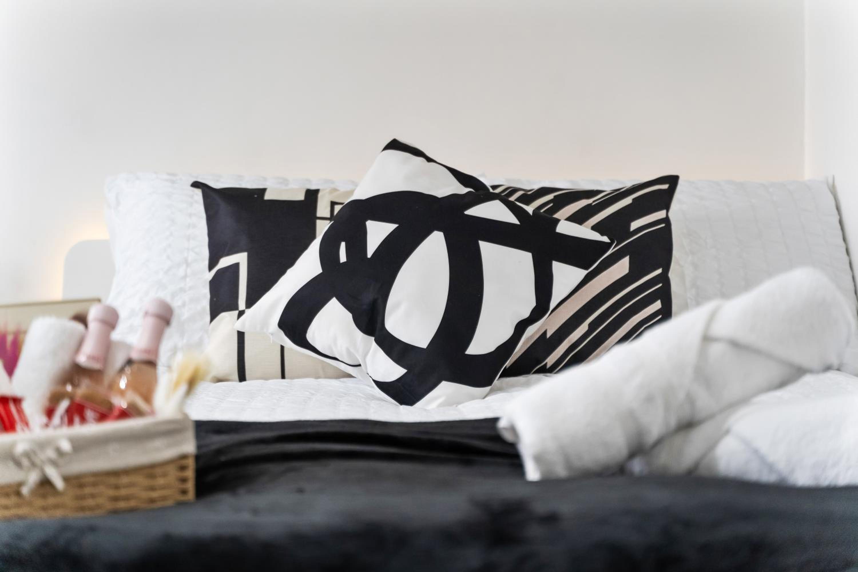 Modern 1-Bedroom Stockwell Apartment 15 mins to Central London - Perfect Base for Exploring London