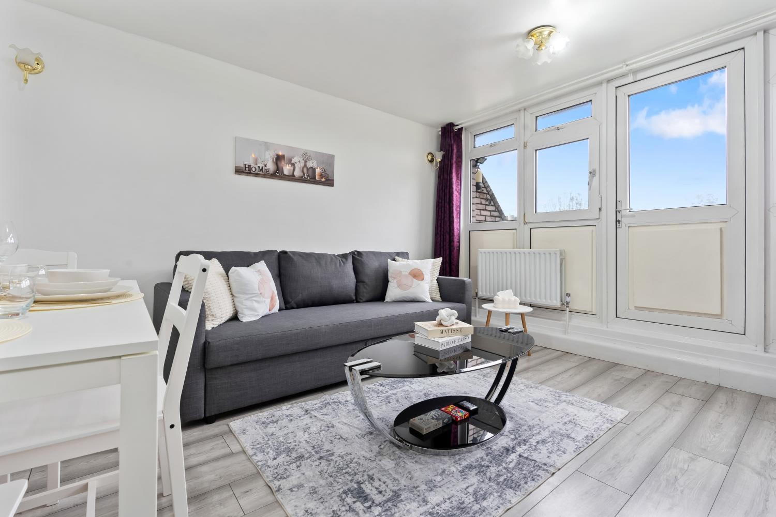 Modern 1-Bedroom Stockwell Apartment 15 mins to Central London - Perfect Base for Exploring London