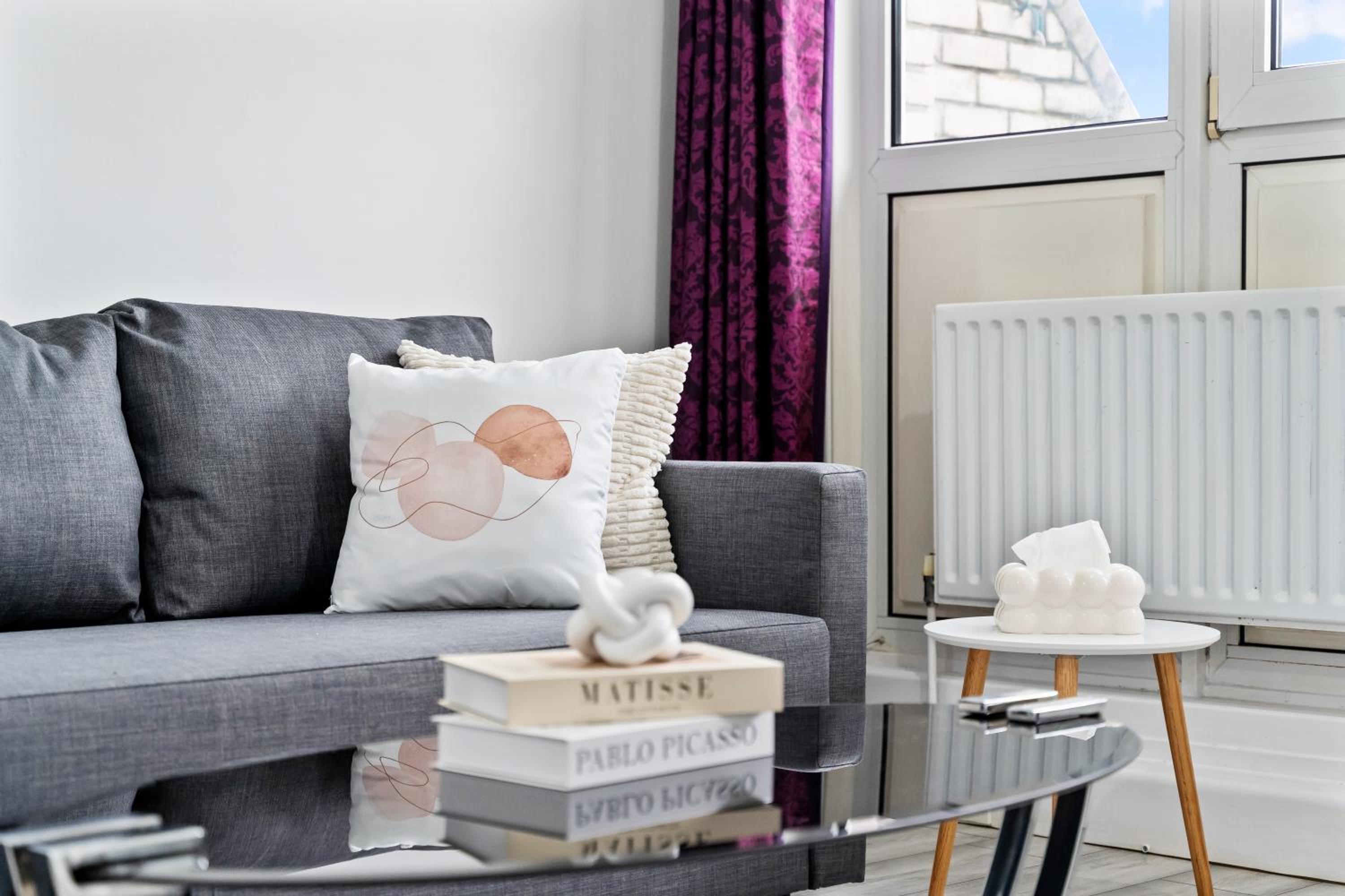 Modern 1-Bedroom Stockwell Apartment 15 mins to Central London - Perfect Base for Exploring London