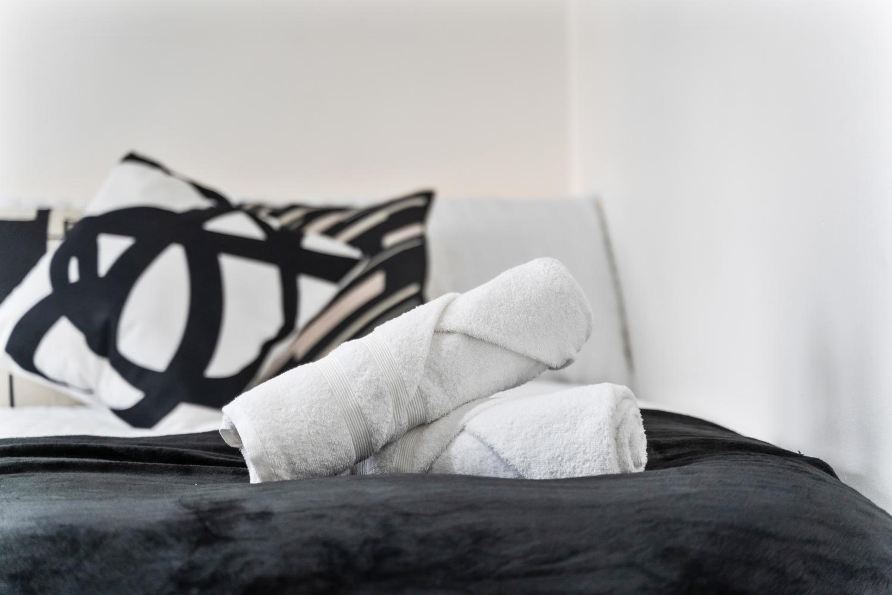 Modern 1-Bedroom Stockwell Apartment 15 mins to Central London - Perfect Base for Exploring London