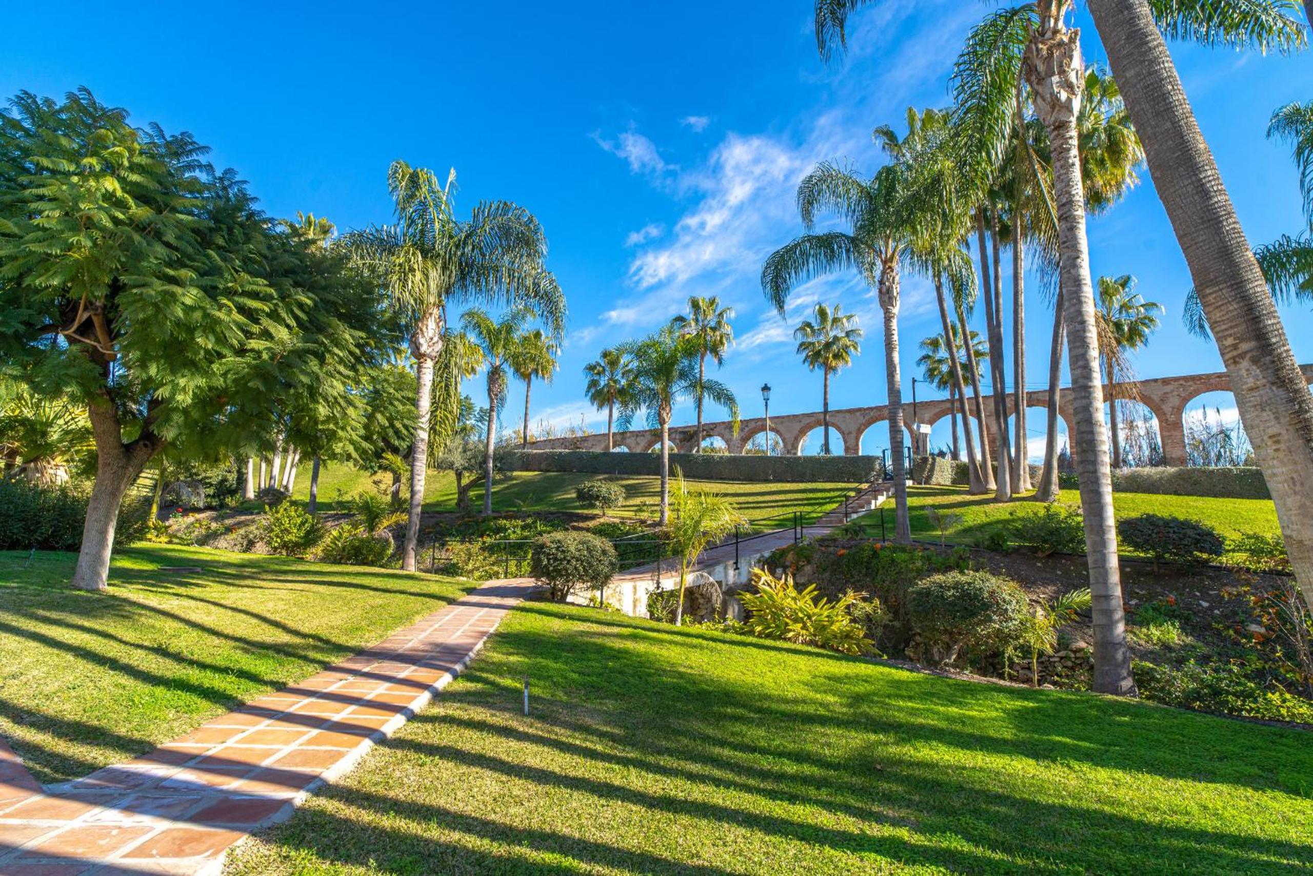 Oasis de Capistrano Rabat 28 by Casasol