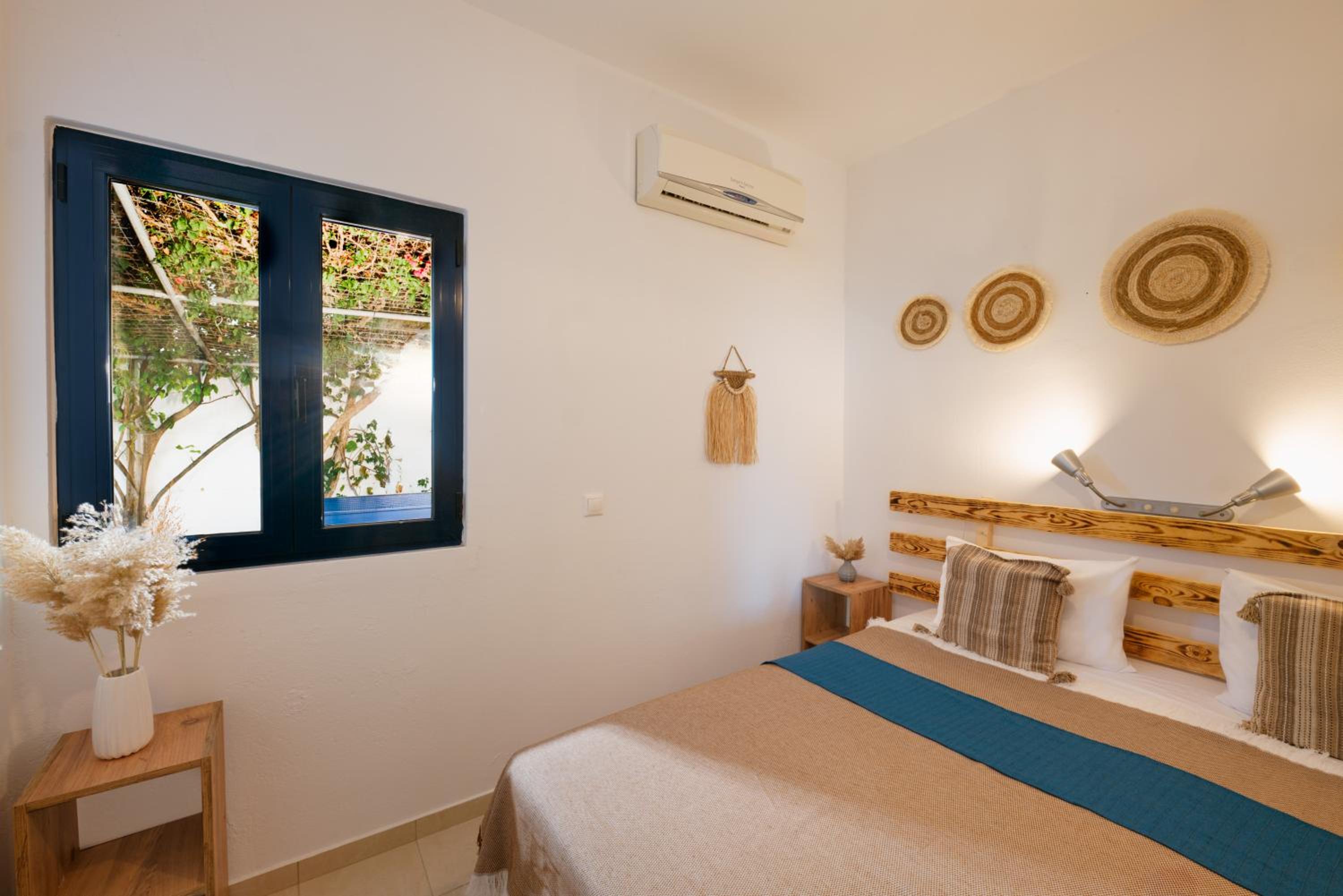 Villa Lira The Hidden Gem Above the Sea